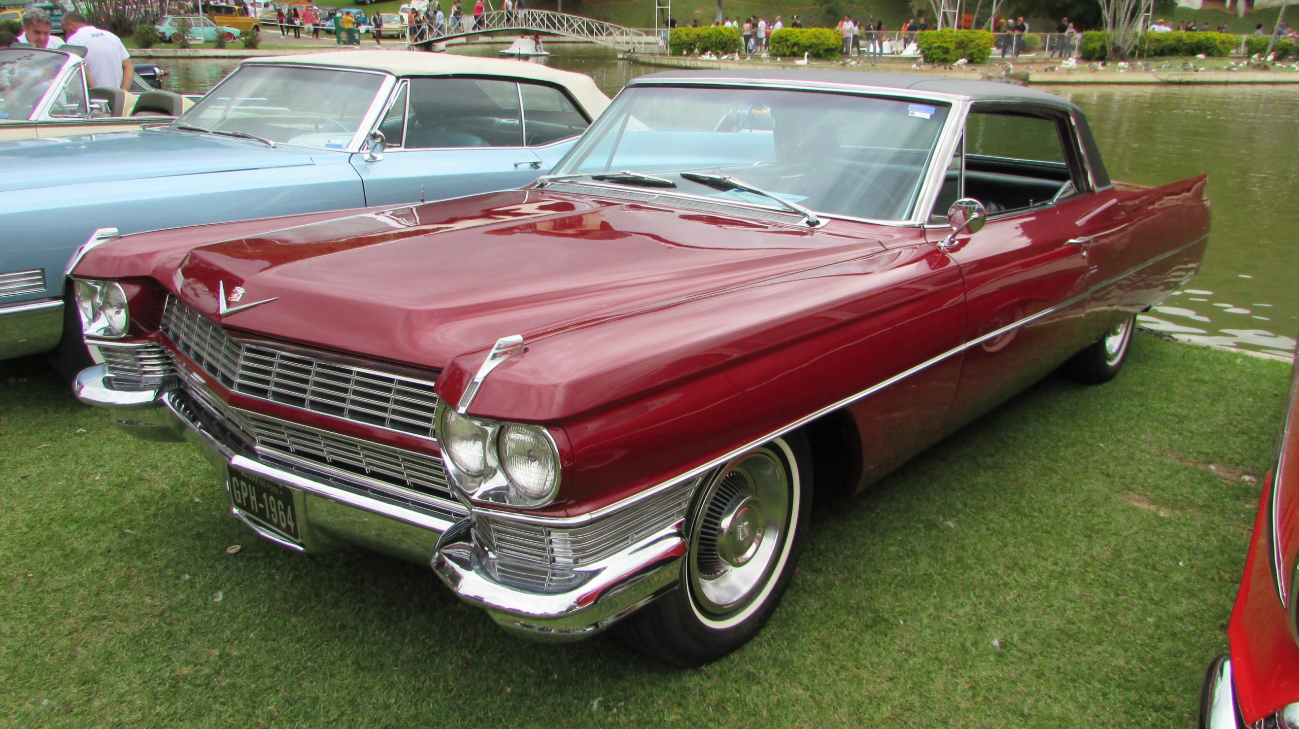 cadillac_1964.jpg
