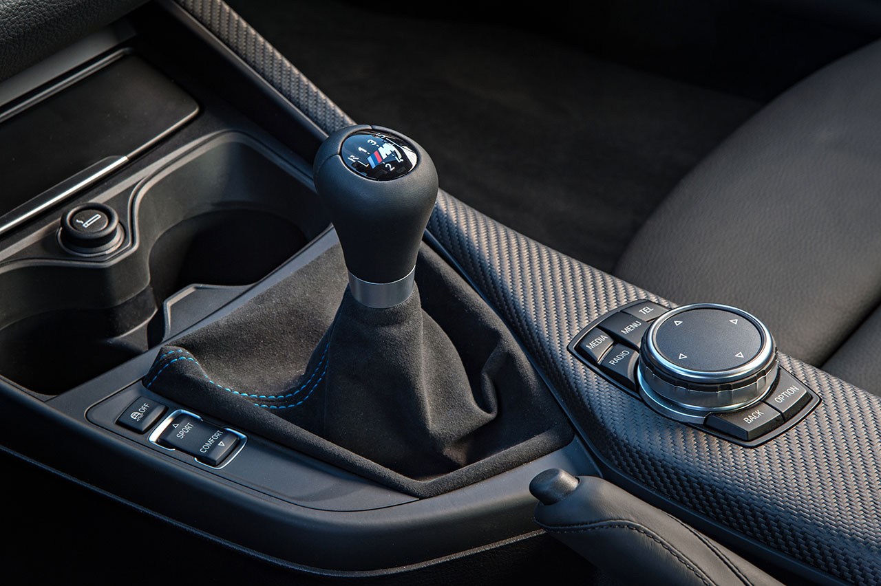 bmw-m2-coupe_122.jpg