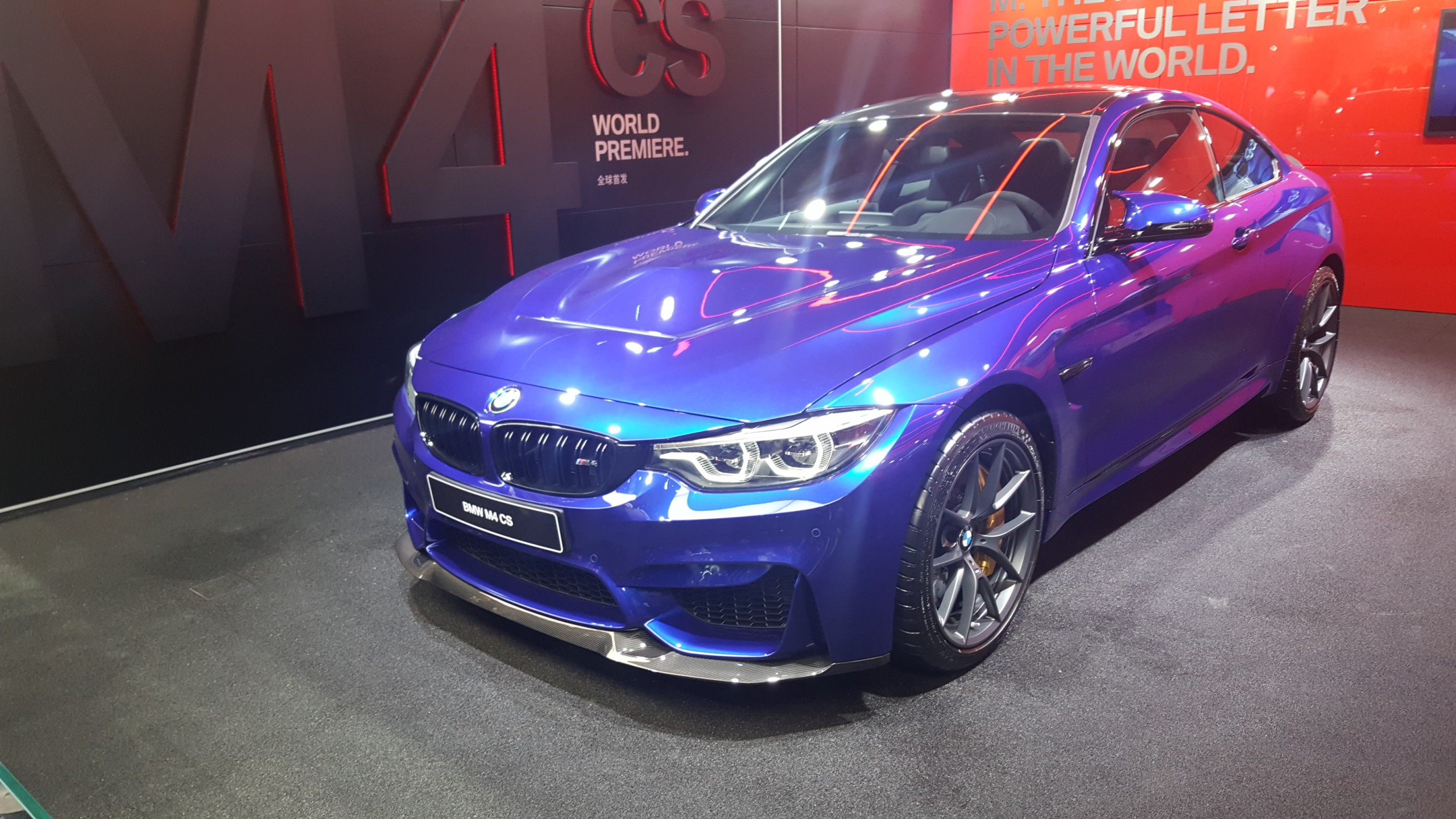 BMW M4 CS