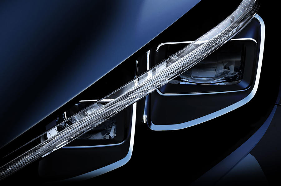 novo nissan leaf farol