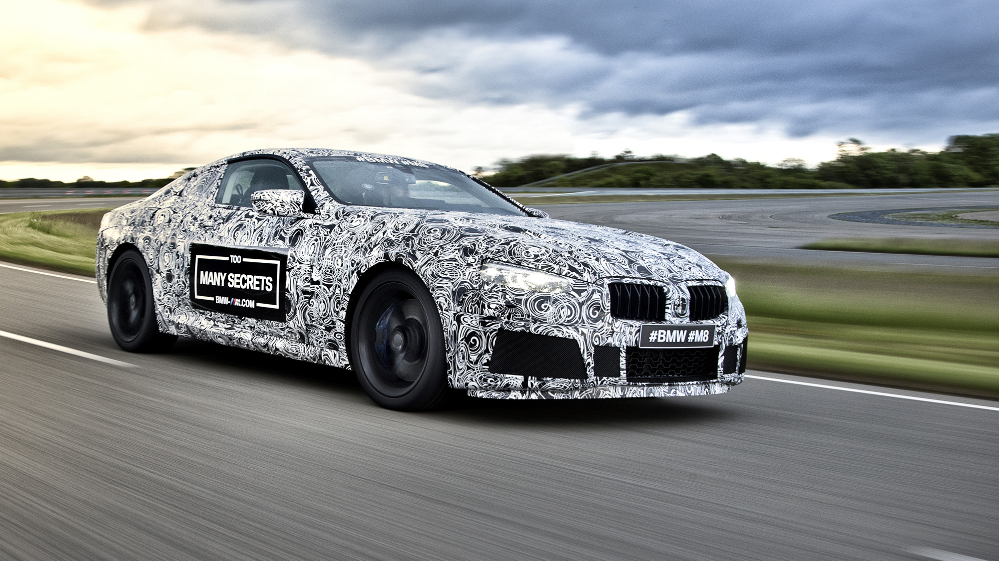 bmw m8 frente 2
