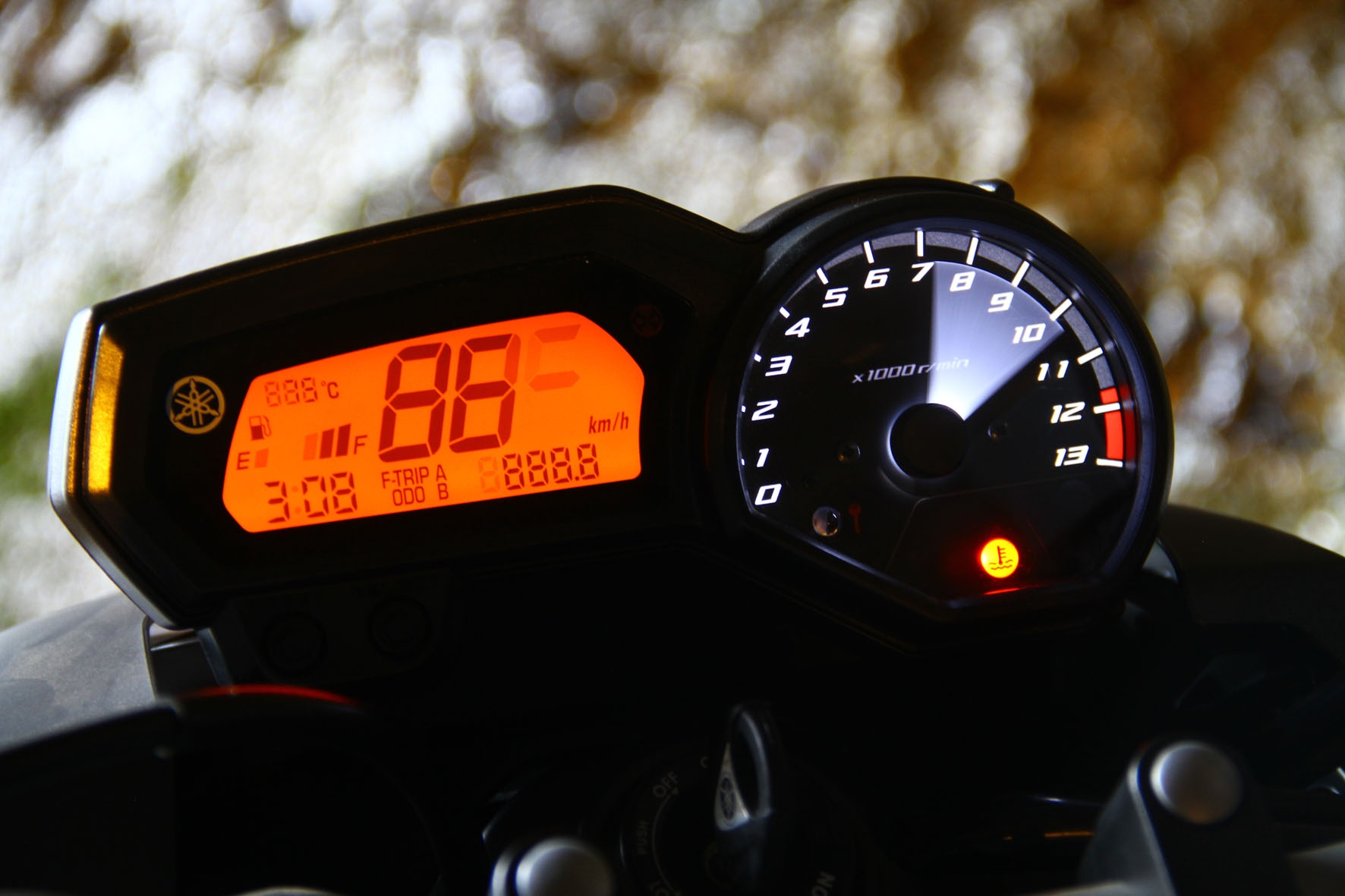 Yamaha XJ6