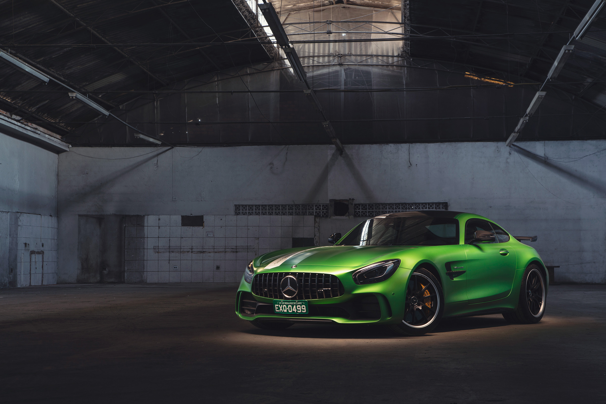 Mercedes-AMG GT R