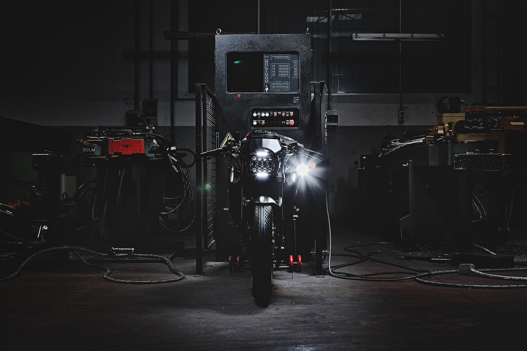 MV Agusta Dragster Blackout