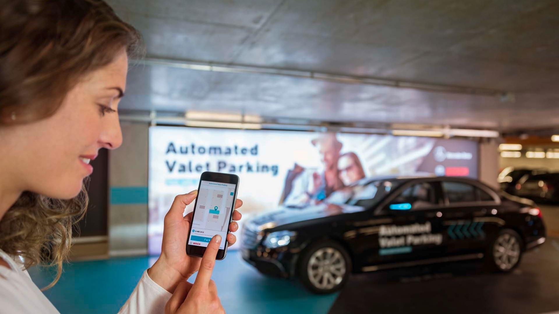 mercedes-benz-automated-parking-system_2