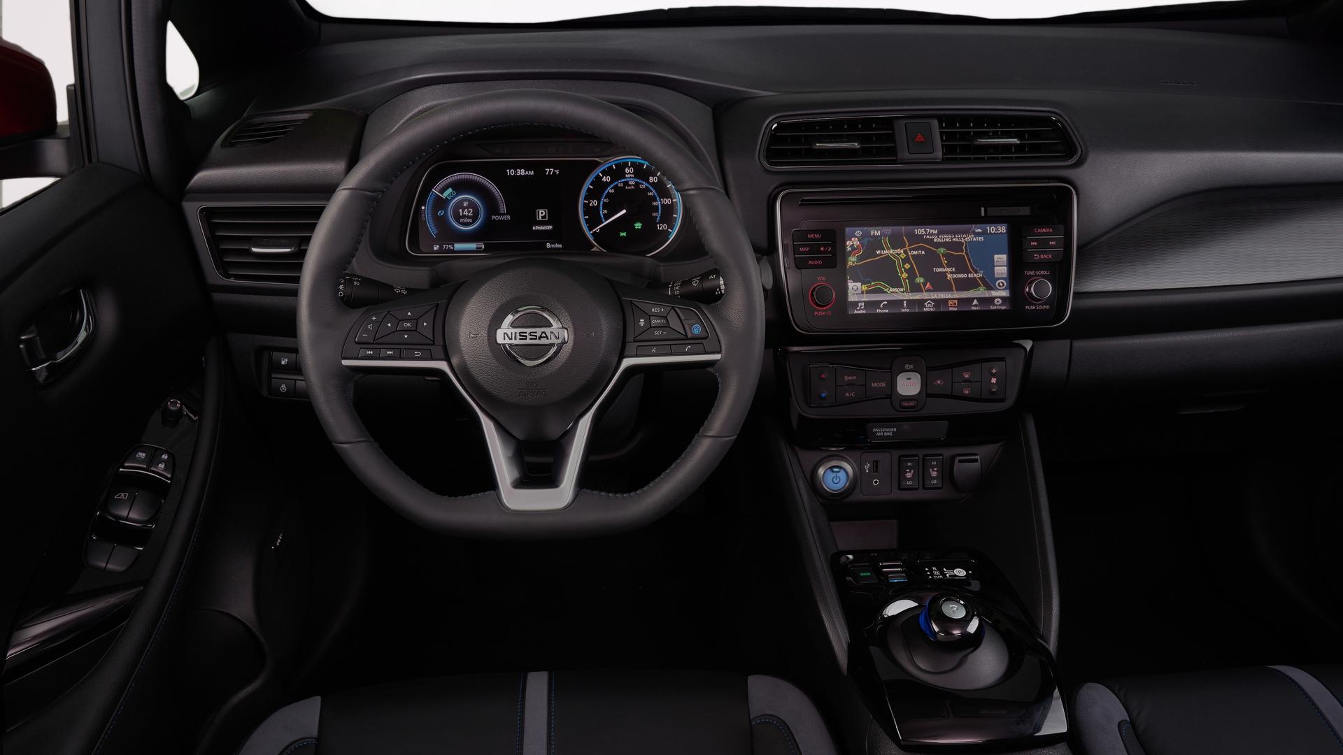 2018-nissan-leaf_11.jpg