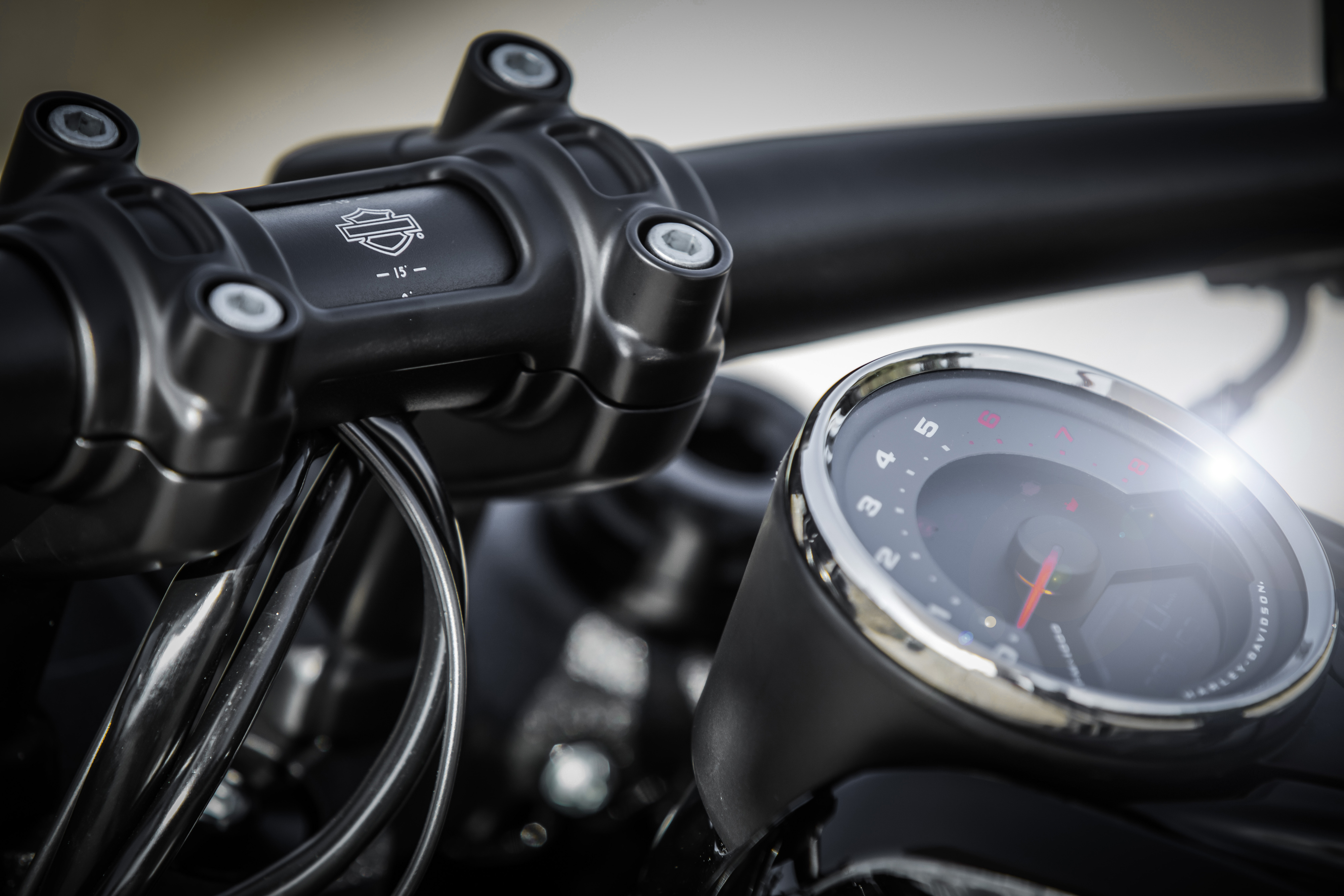 fatbob_dtl_037.jpg