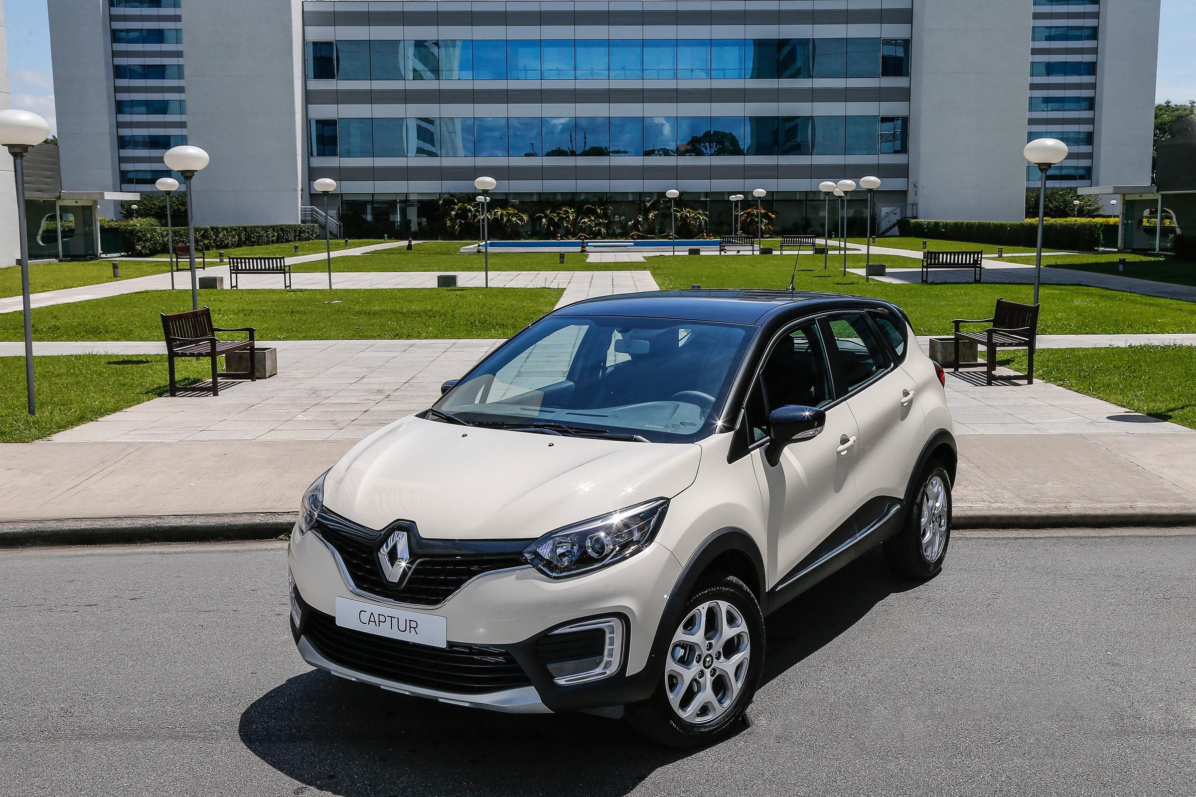 Renault Captur Zen 1.6