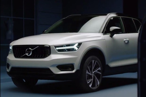Volvo xc40 painel teaser video vazado