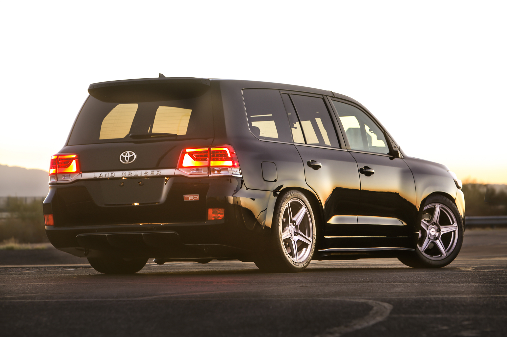 toyota-land-speed-cruiser-2016