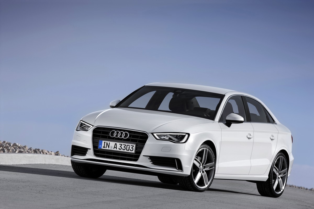 2015-audi-a3 sedan
