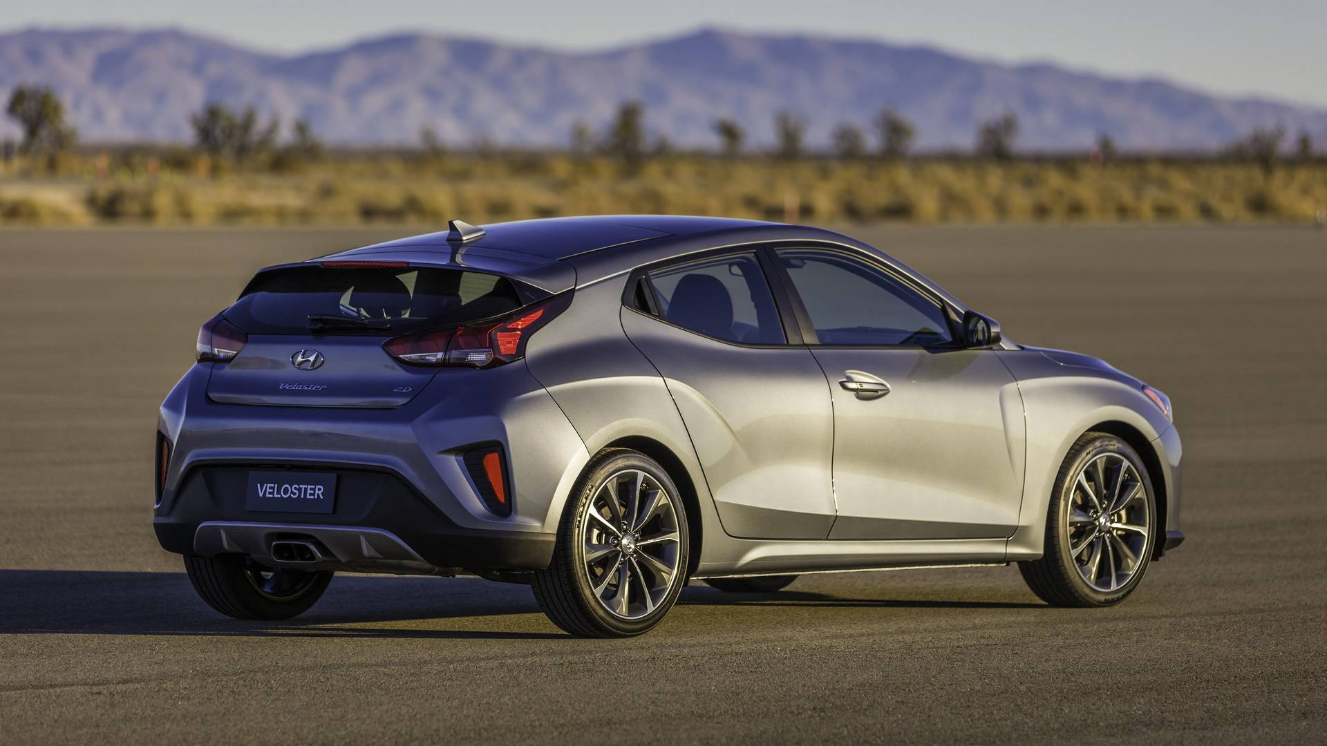 2019-hyundai-veloster_3.jpg