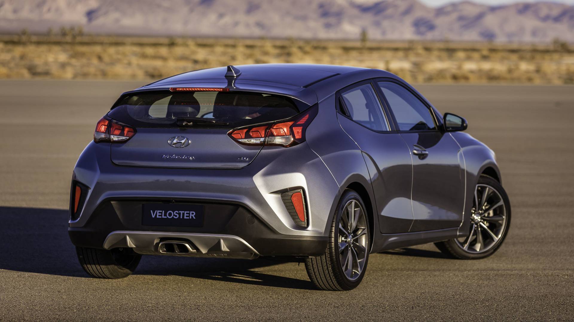 2019-hyundai-veloster_4.jpg