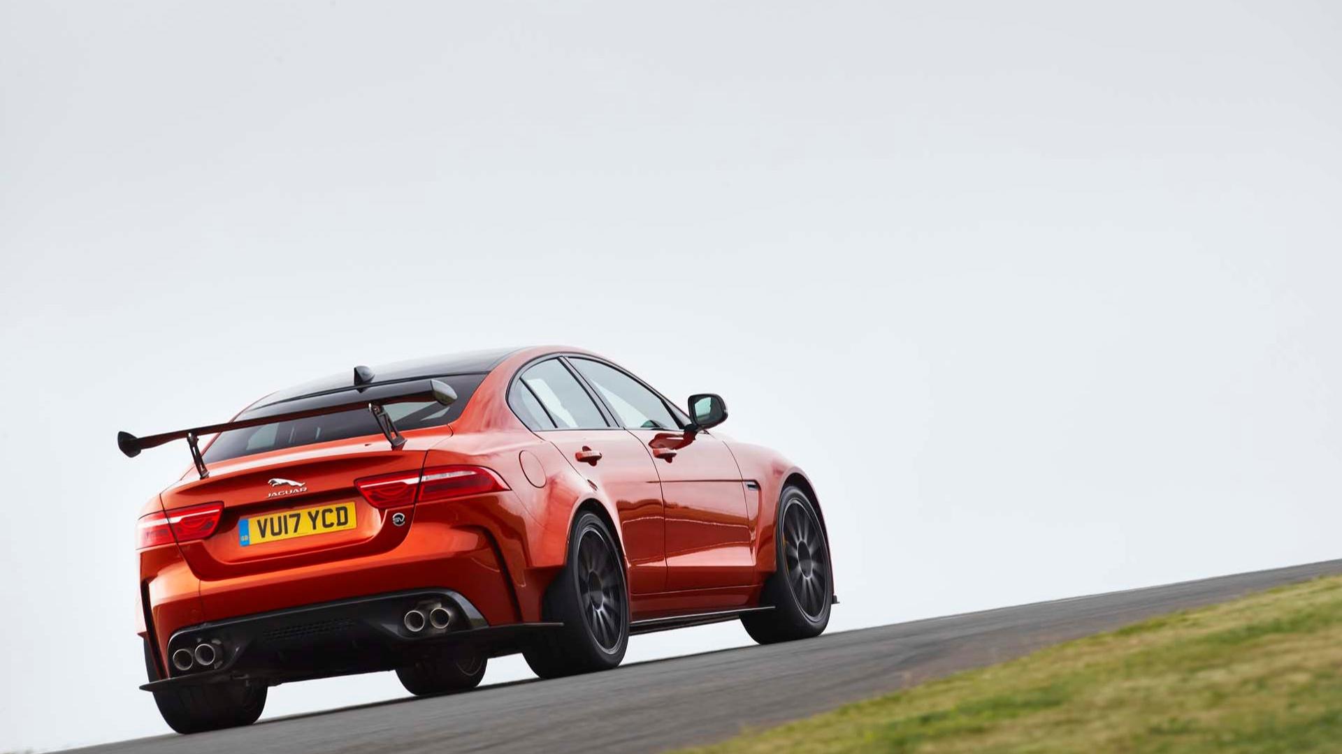 jaguar-xe-sv-project-8_6