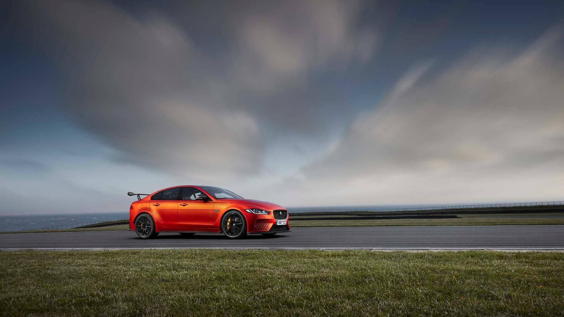 jaguar-xe-sv-project-8_5