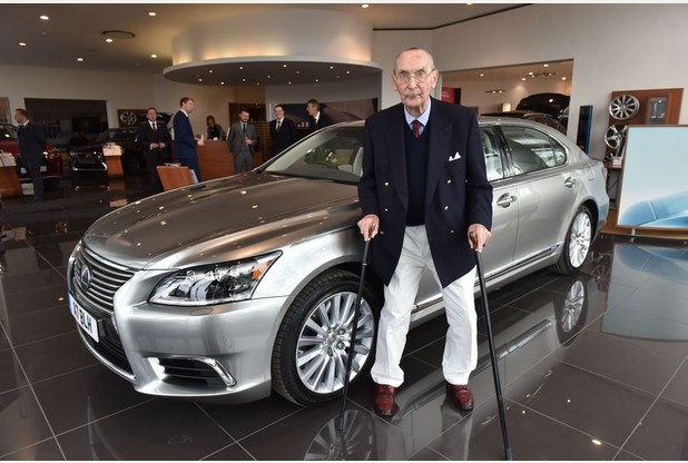 lexus-100-and-barry