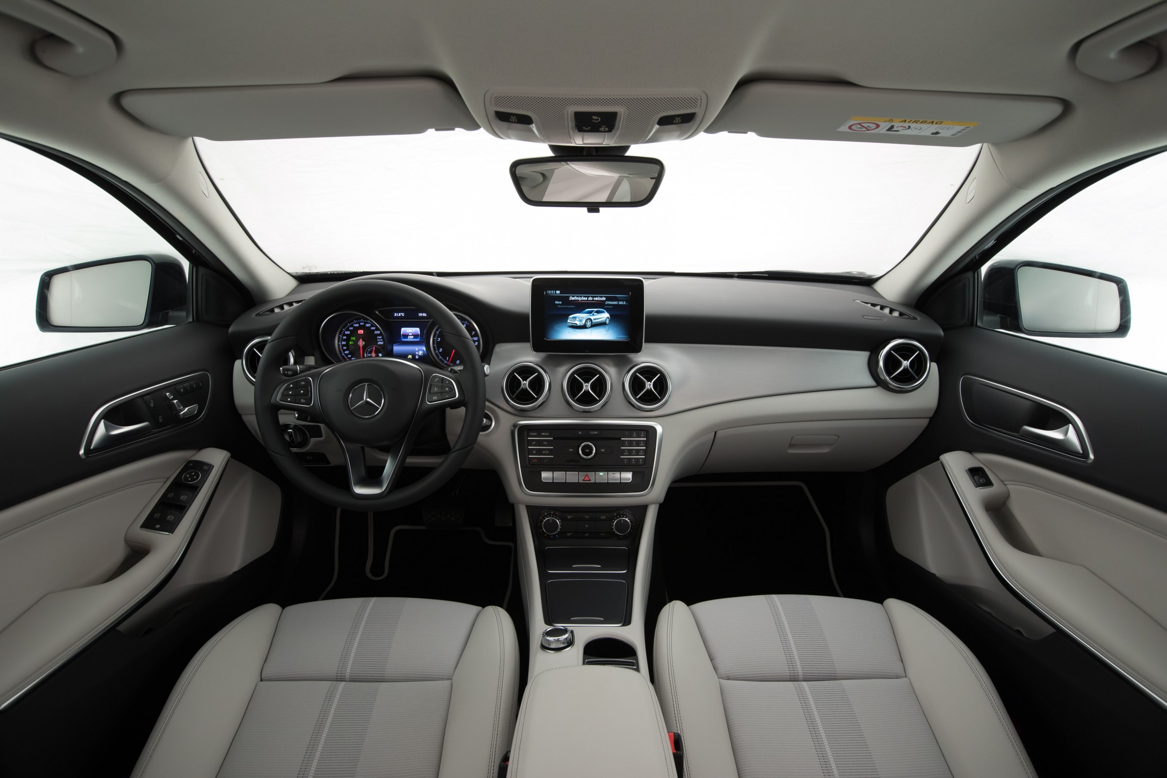 Mercedes-Benz GLA ff 200 Advance