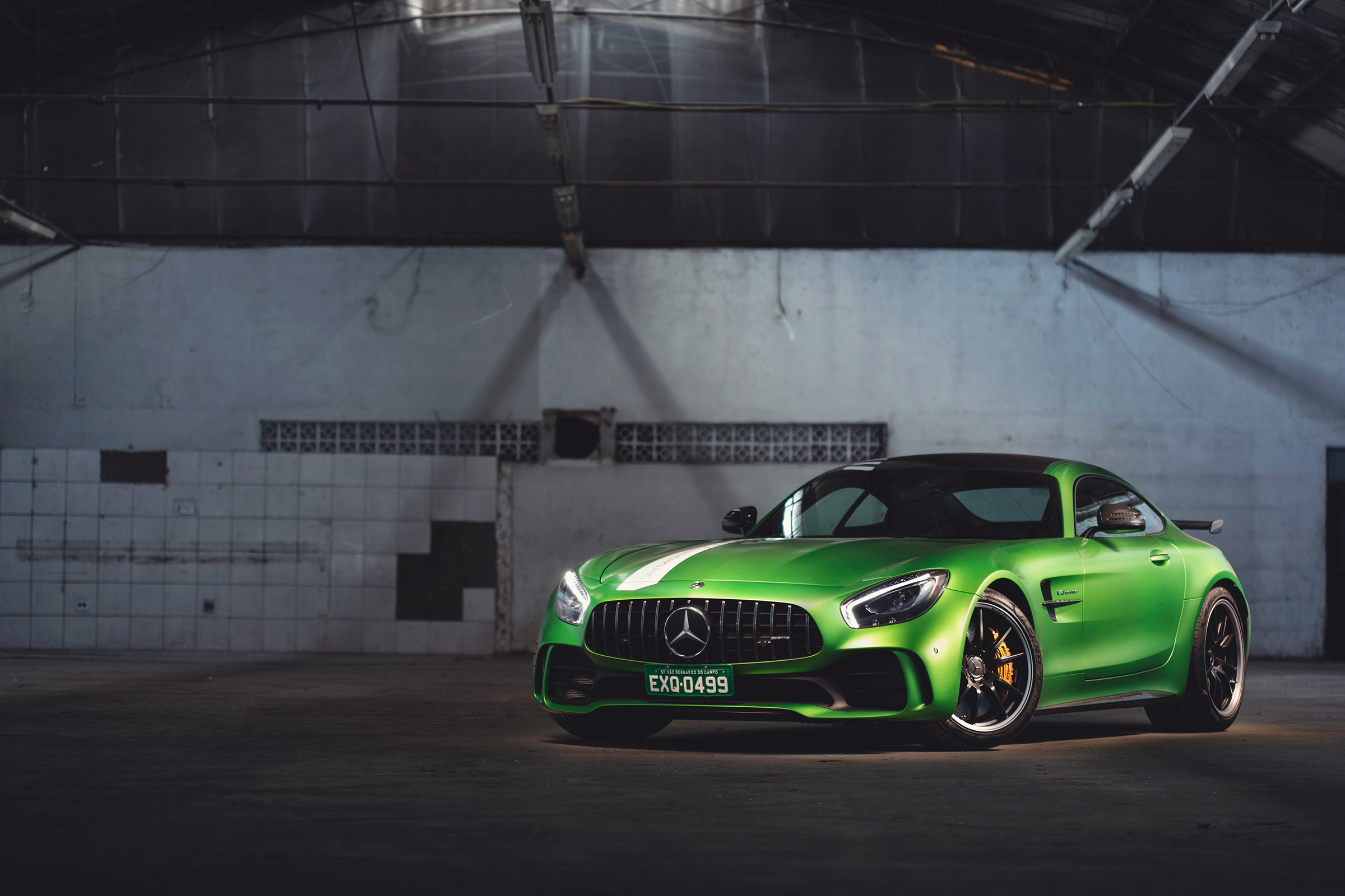 Mercedes-AMG GT R