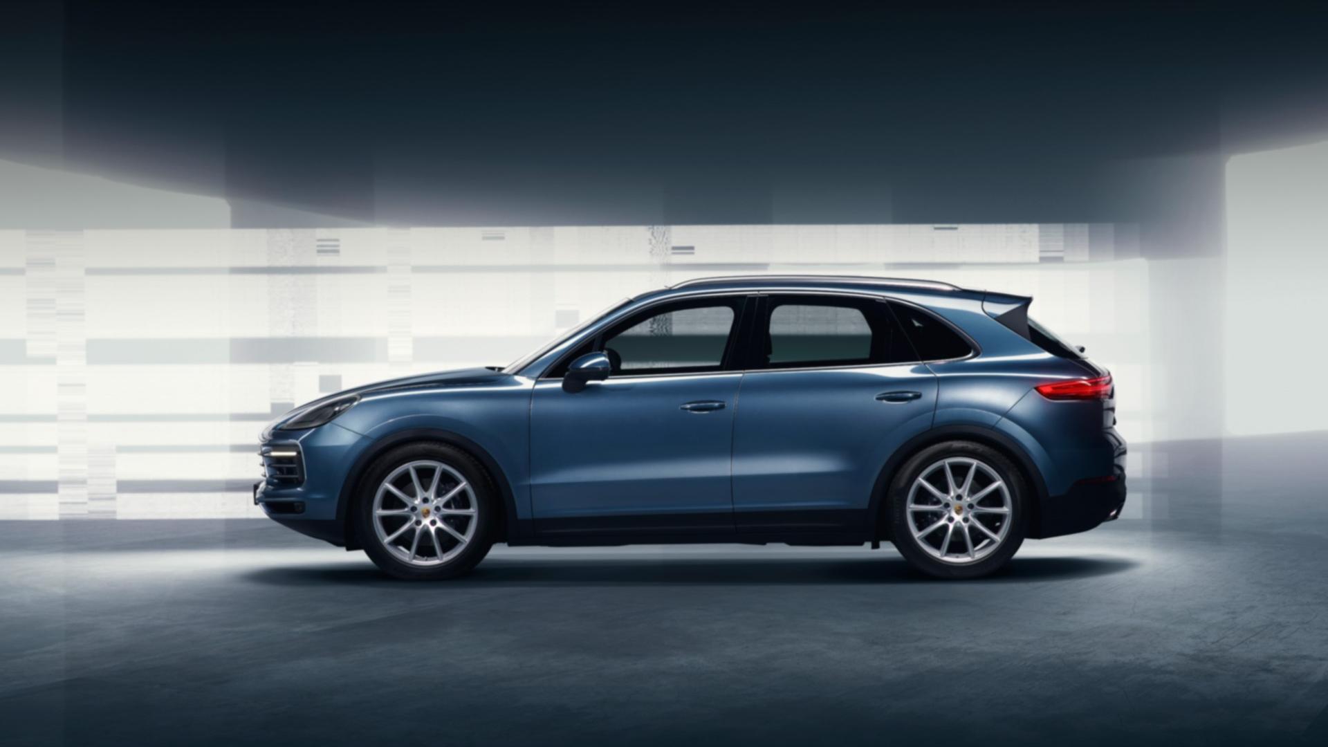 2018-porsche-cayenne-leaked-official-image_2.jpg