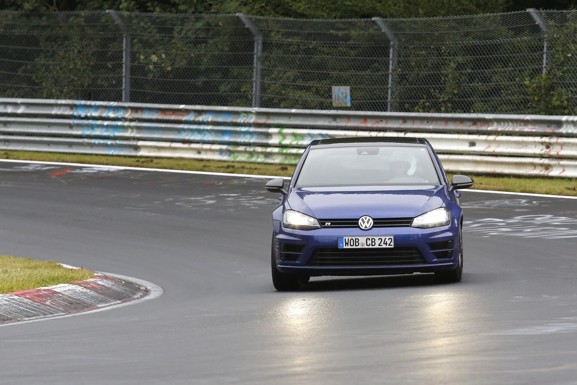 Volswagen Golf R 420 Segredo Automedia