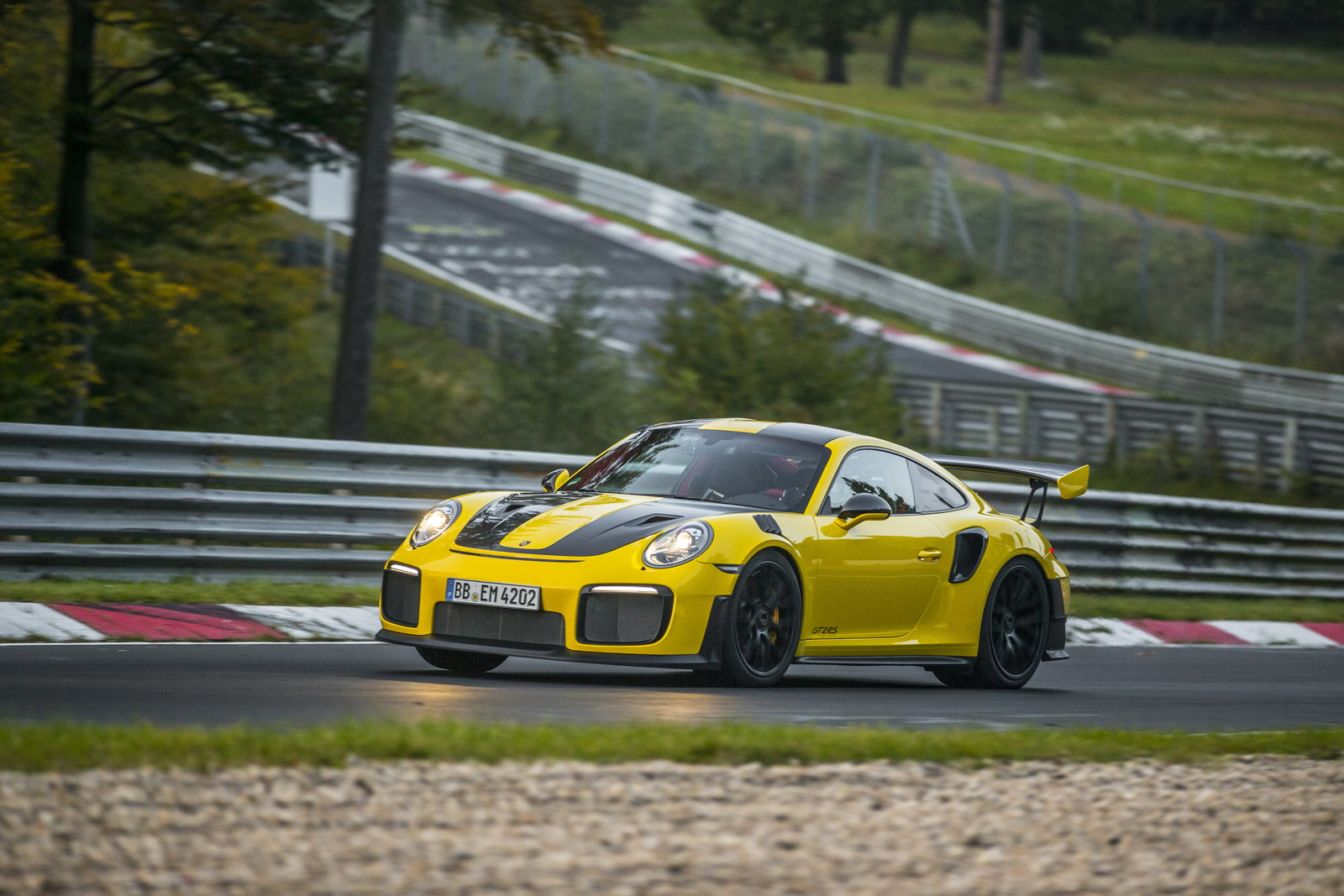 2018 porsche 911 gt2 rs nurburgring record