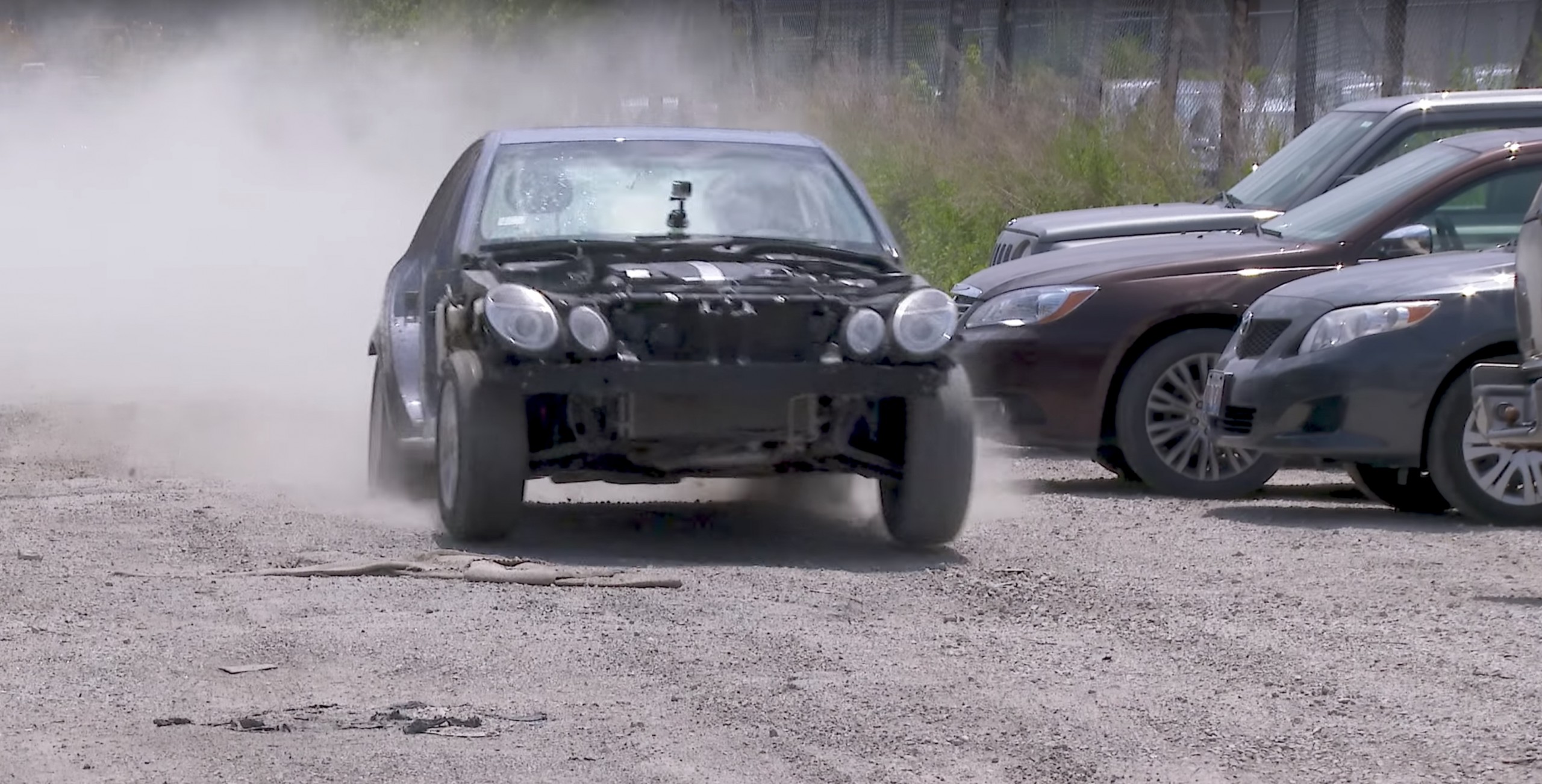Mercedes-Benz E320 teste suspensão WP reprodução Youtube