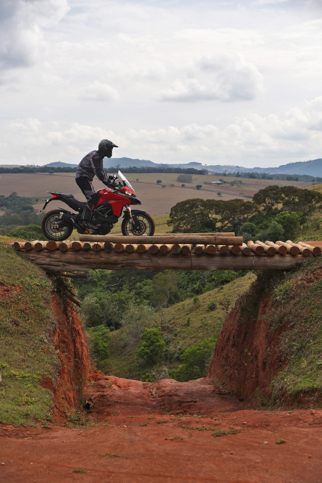 Ducati Multistrada 950