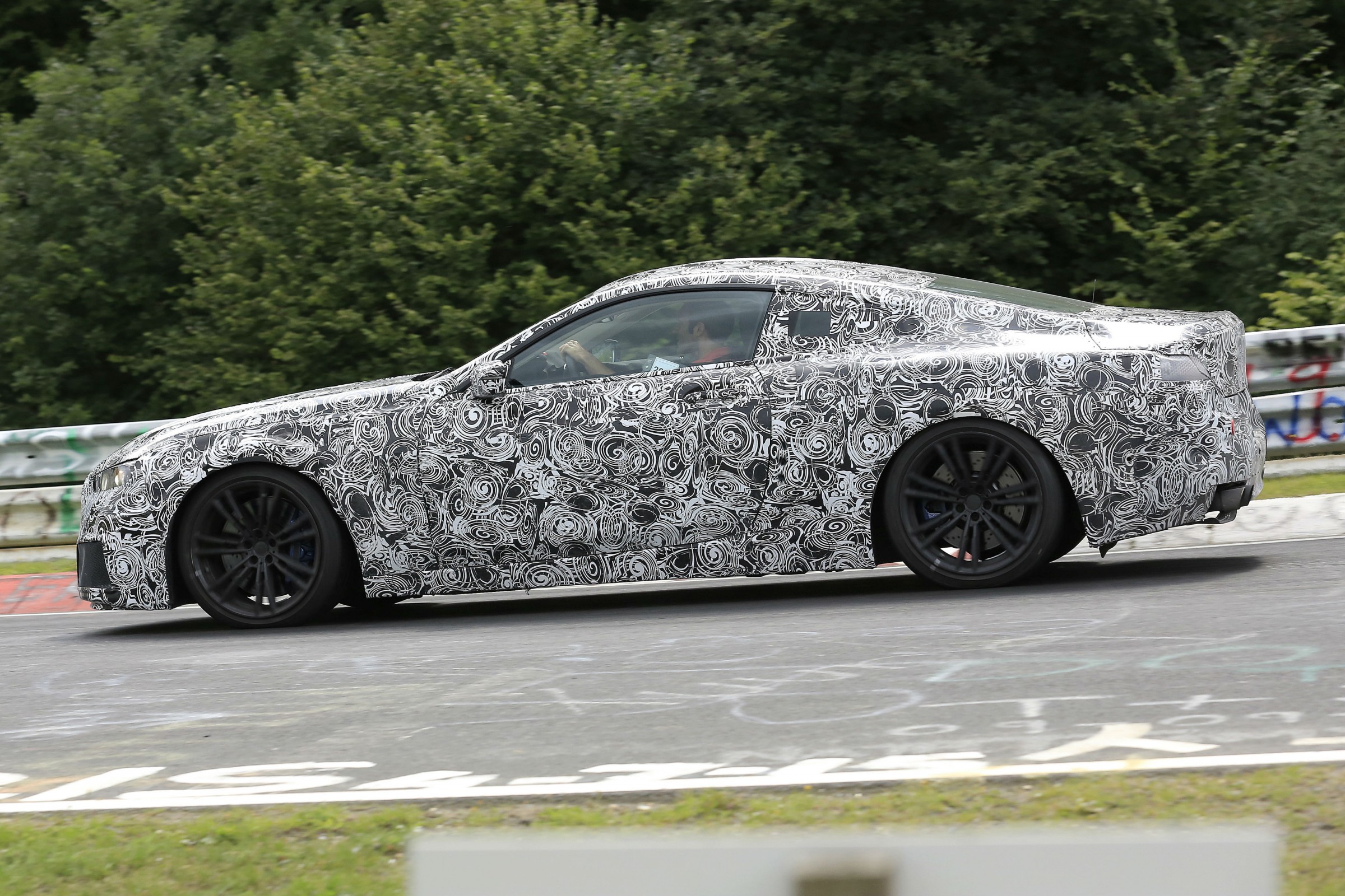 BMW M8 Segredo Flagra