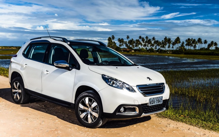 peugeot_2008_0.jpg