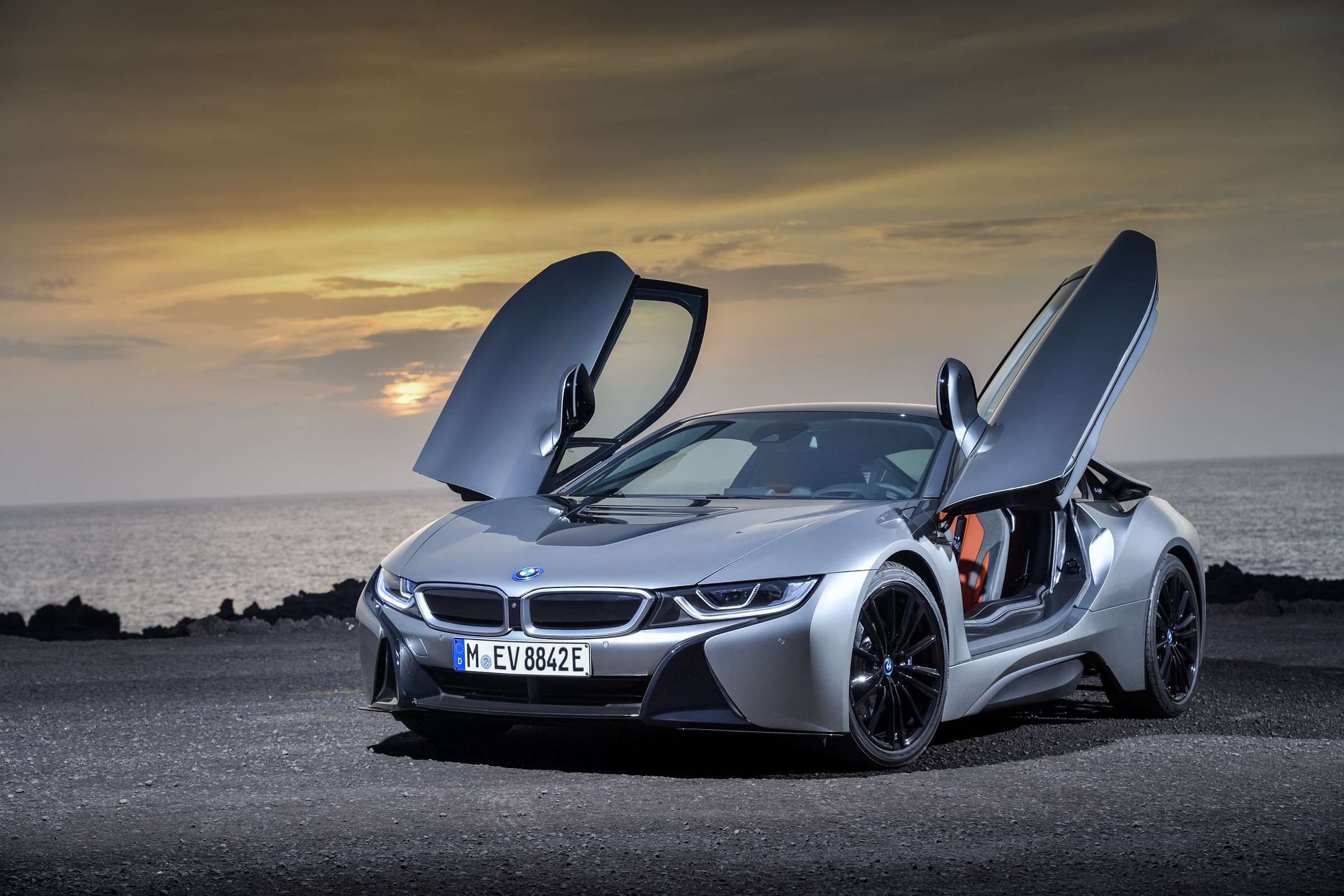 2018 BMW i8 Roadster e Cupê Salão de Los Angeles