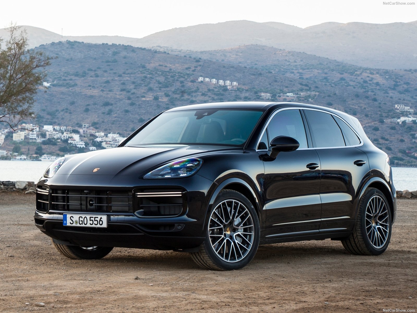 porsche cayenne turbo 2018