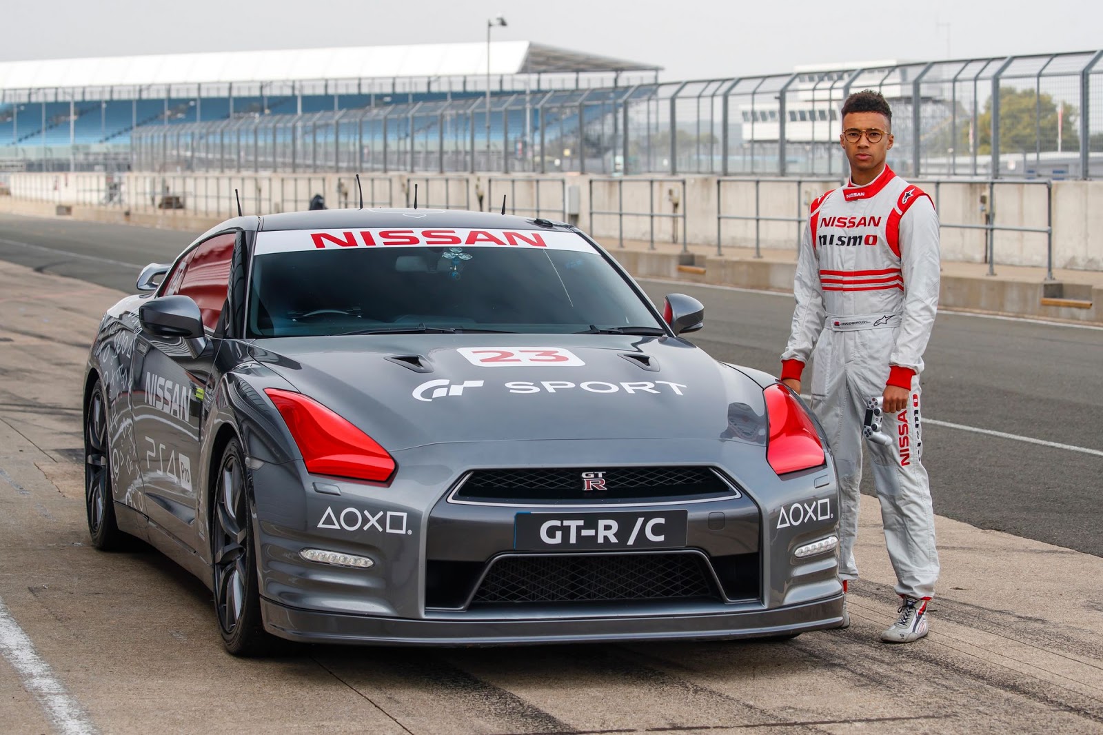 nissan gtr-rc silverstone controle playstation