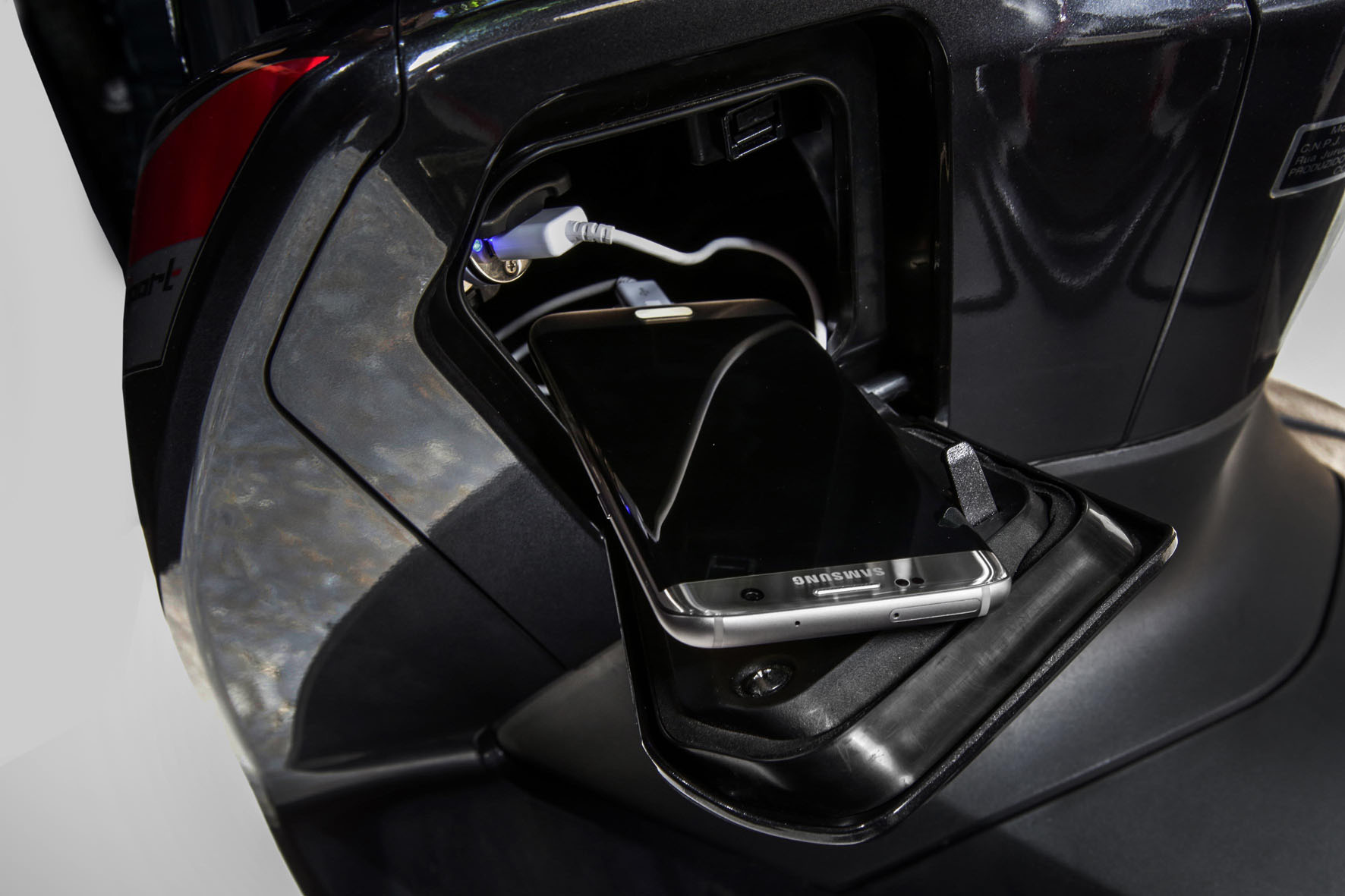 Honda PCX  x Honda Biz 2018
