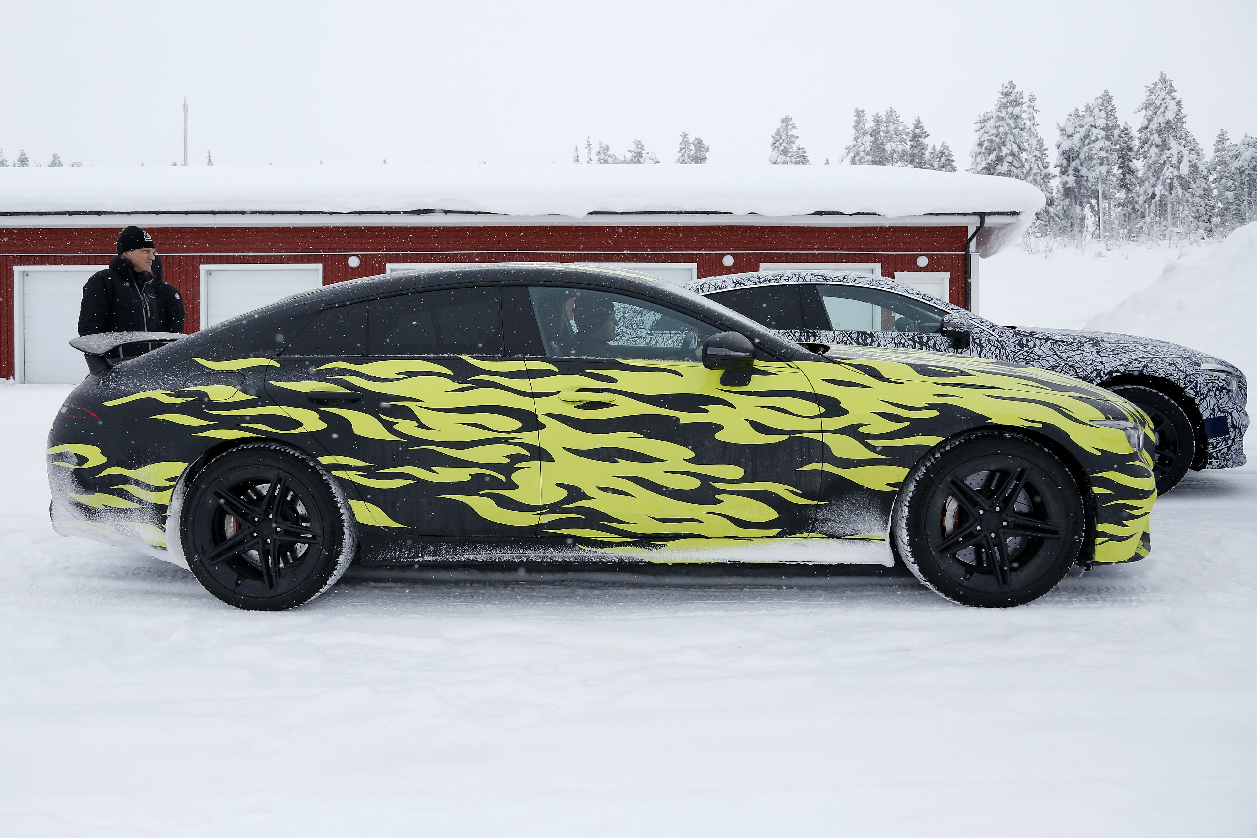 mercedes-amg_gt4_002.jpg