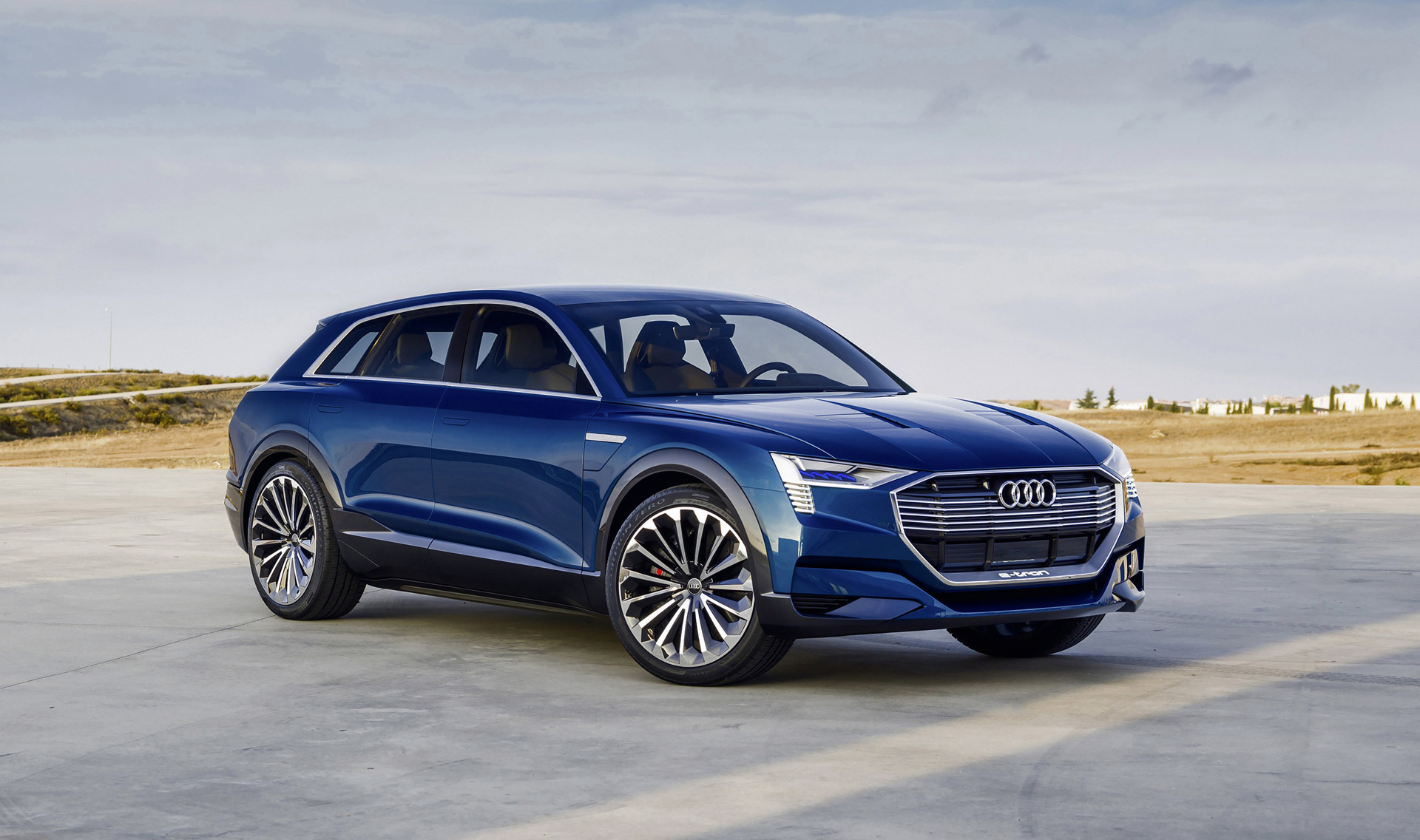 audi e-tron quattro concep 2015 Salão de Frankfurt