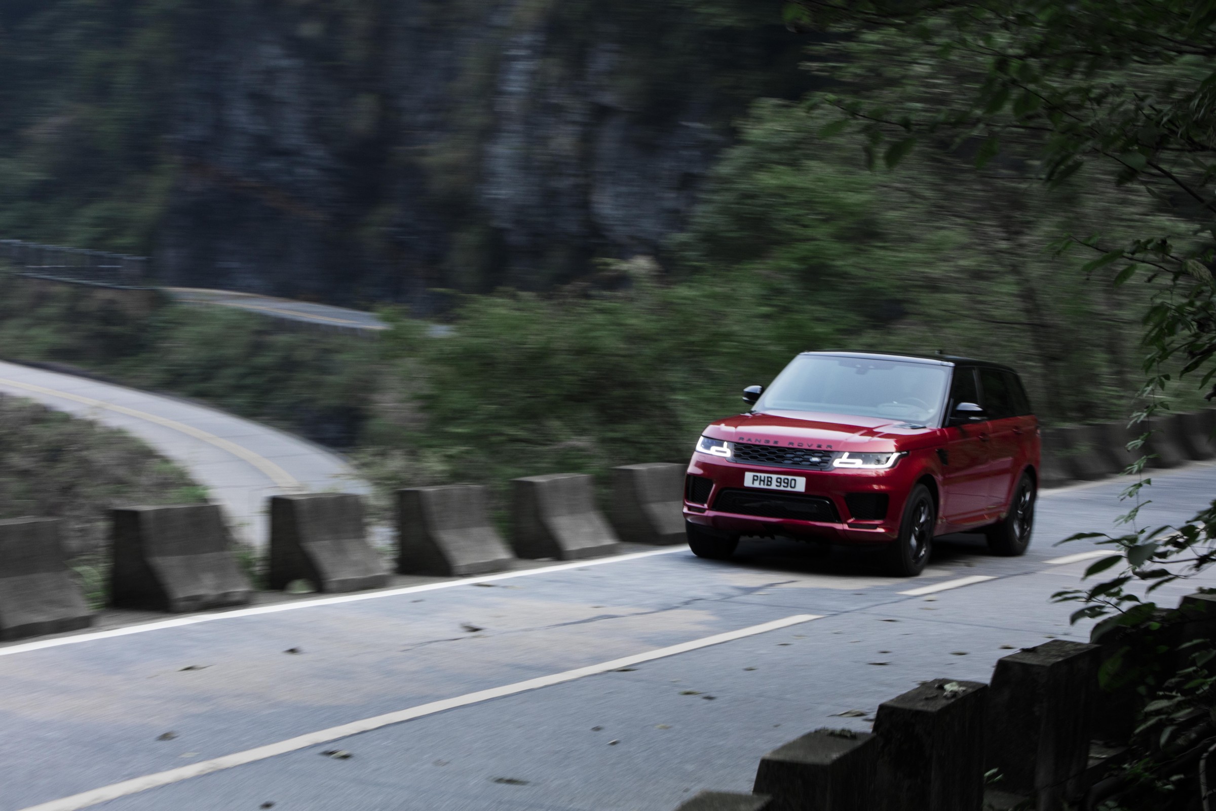 Land Rover Range Rover Sport PHEV híbrido plug-in China Heaven's Gate Recorde