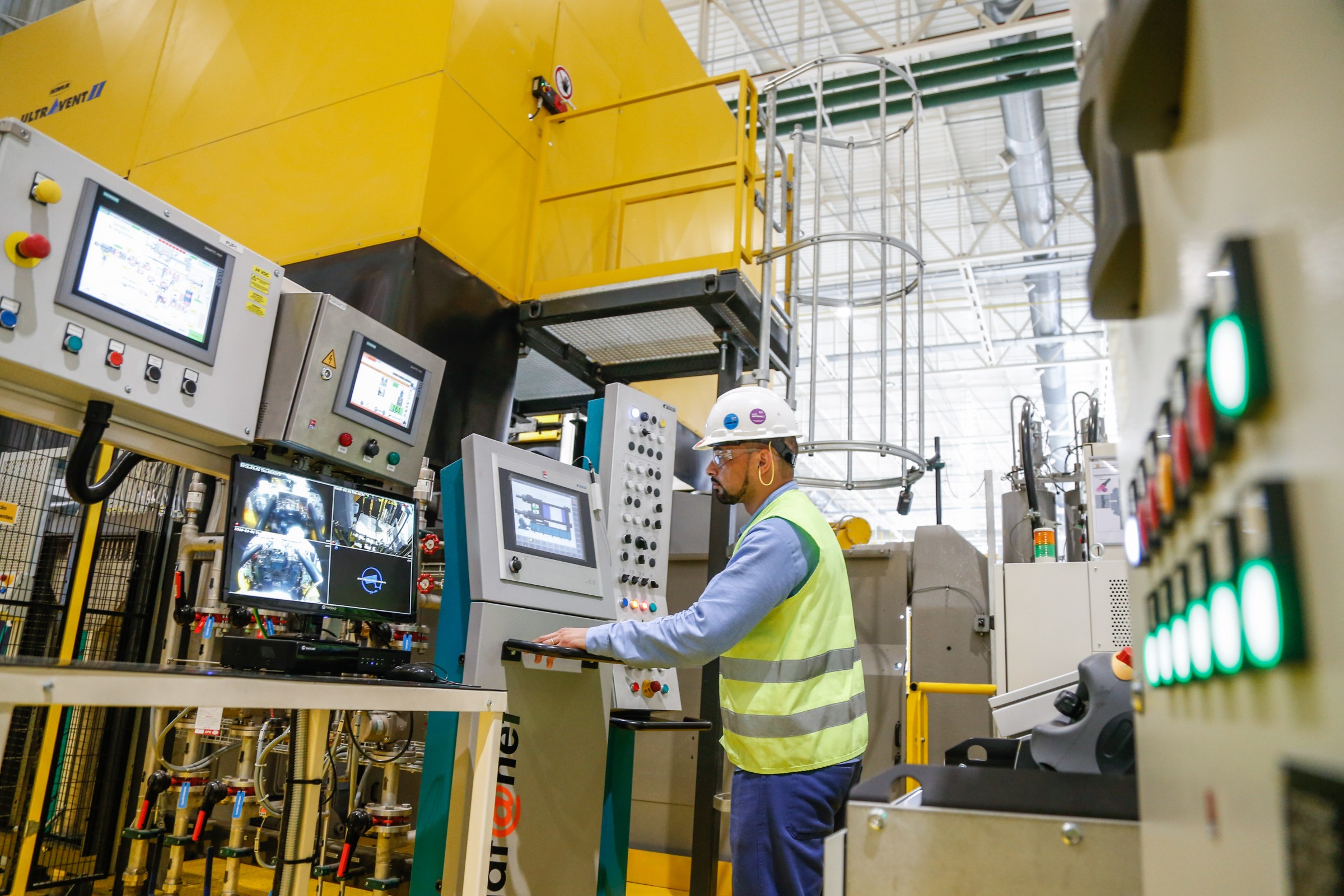CIA Curitiba Injeção de Alumínio Fábrica Renault blocos e cabeçotes