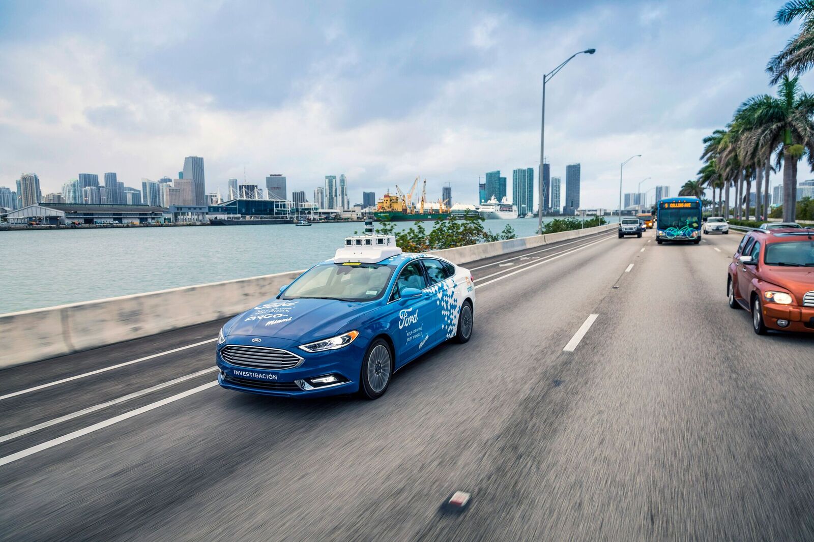 Ford Fusion VA testes carro autônomo Miami