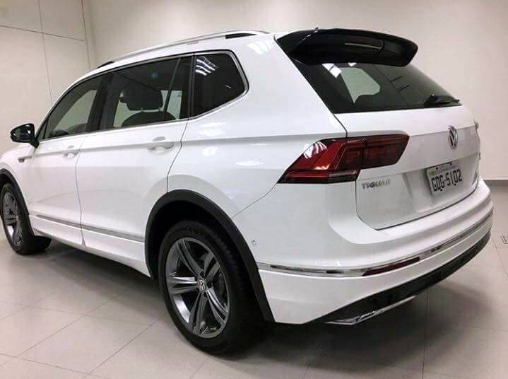 Volkswagen Tiguan R Line 7