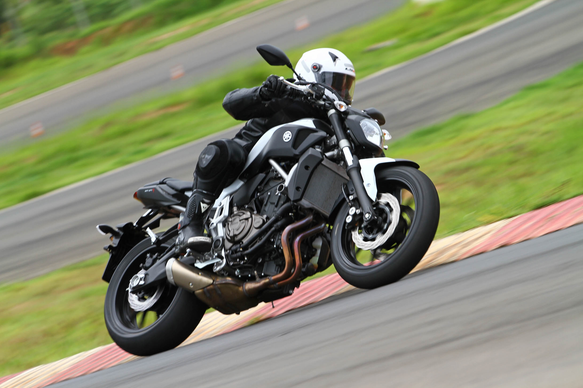 Yamaha MT-07