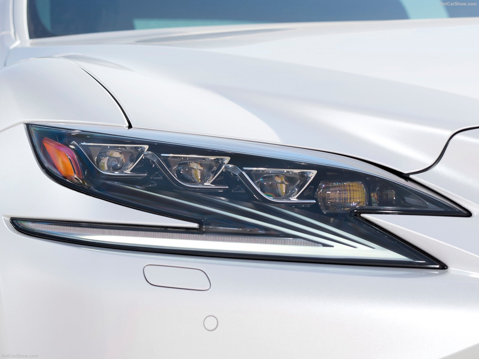 Lexus LS 500h 2018