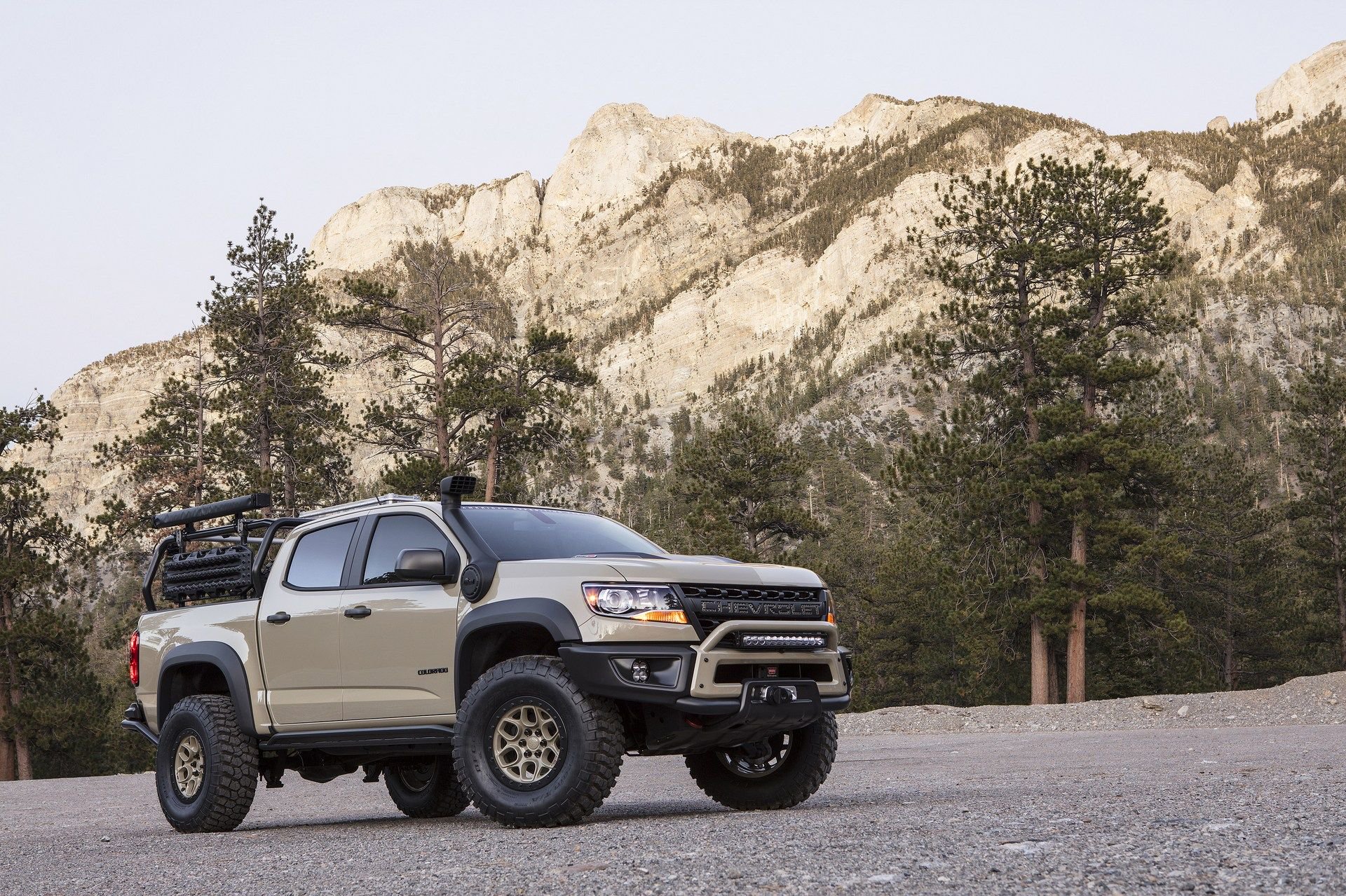 Chevrolet Colorado ZR2 AEV