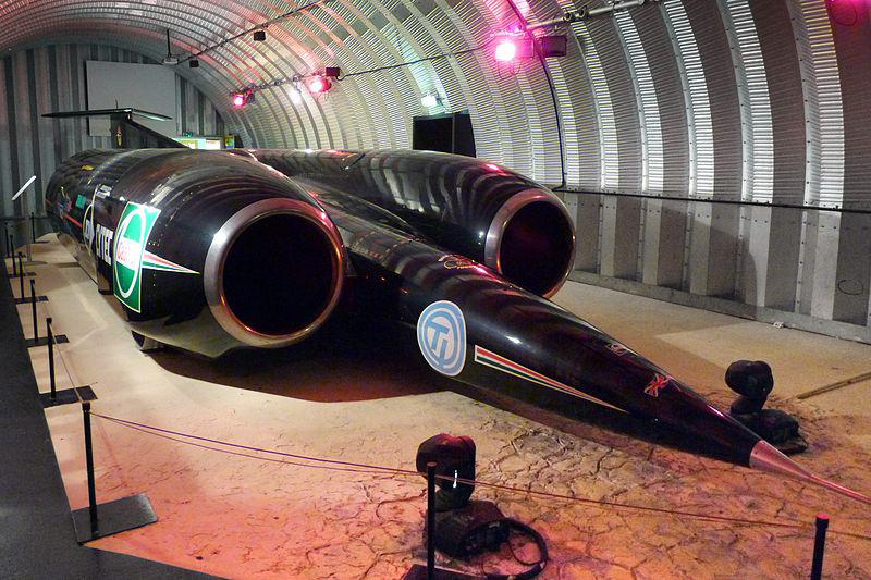 Carro a jato Thrust Ssc, recorde mundial velocidade terrestre FIA