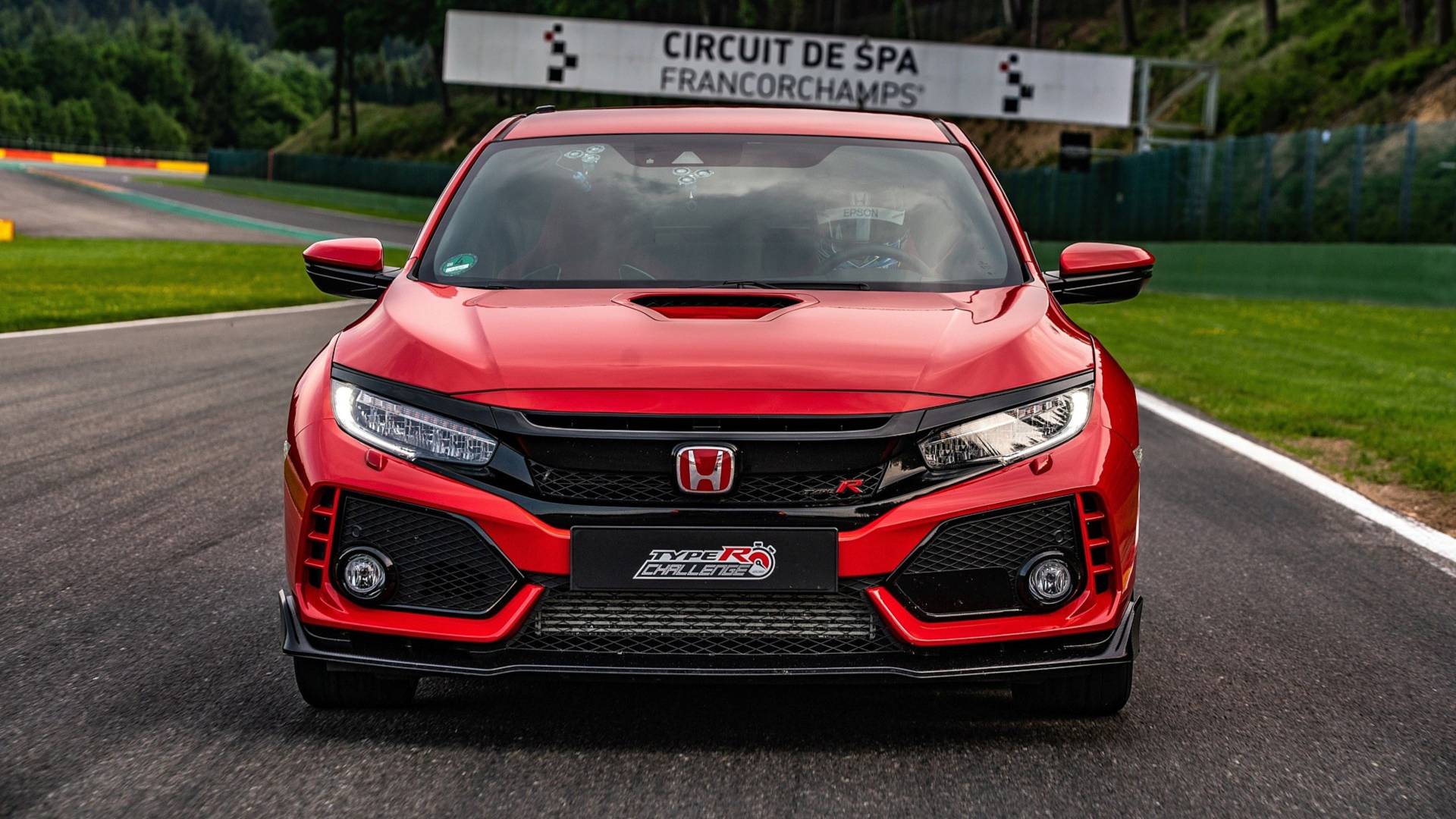Honda Civic Type R bate recorde em Spa-Francorchamps