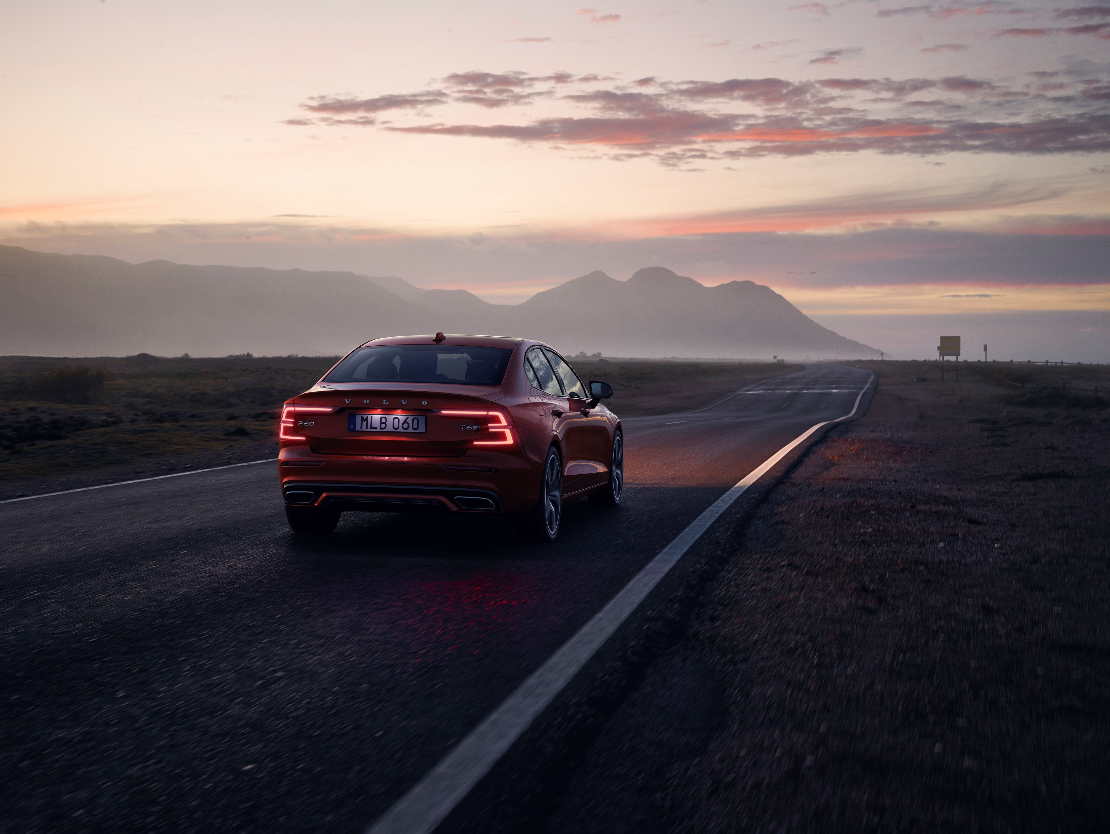 Volvo S60 R Design