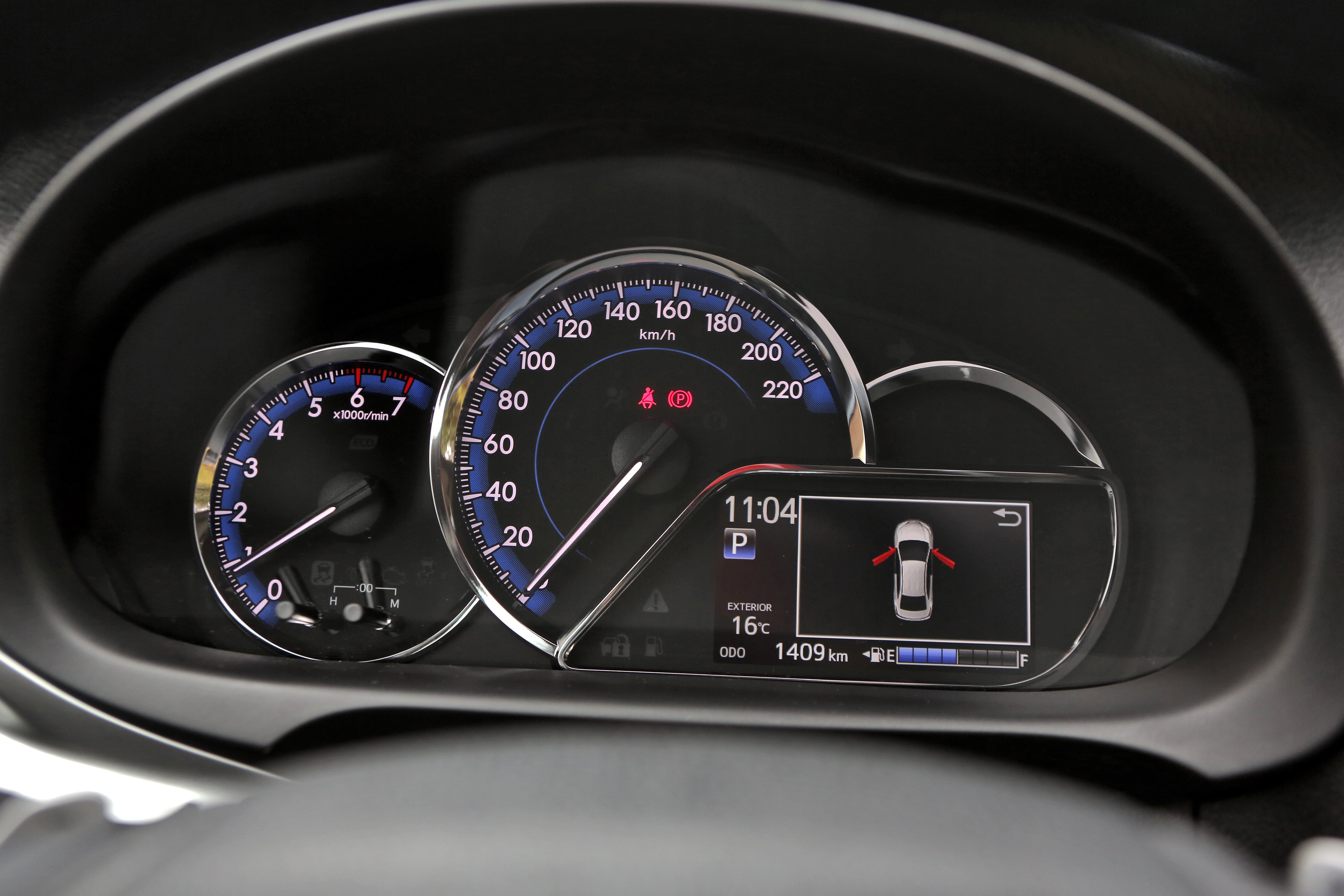 Toyota Yaris Sedan XLS CVT