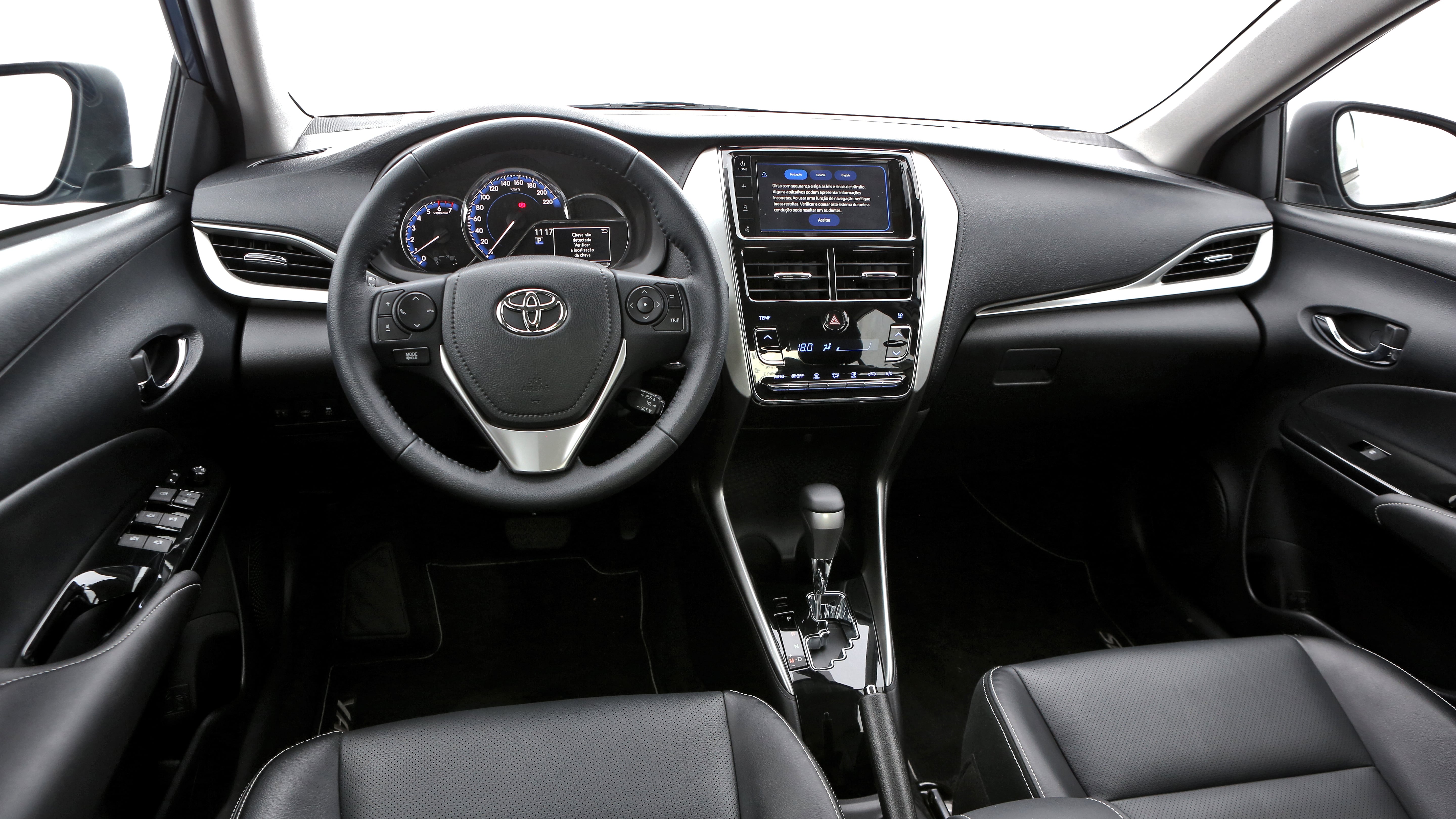 Toyota Yaris Sedan XLS CVT