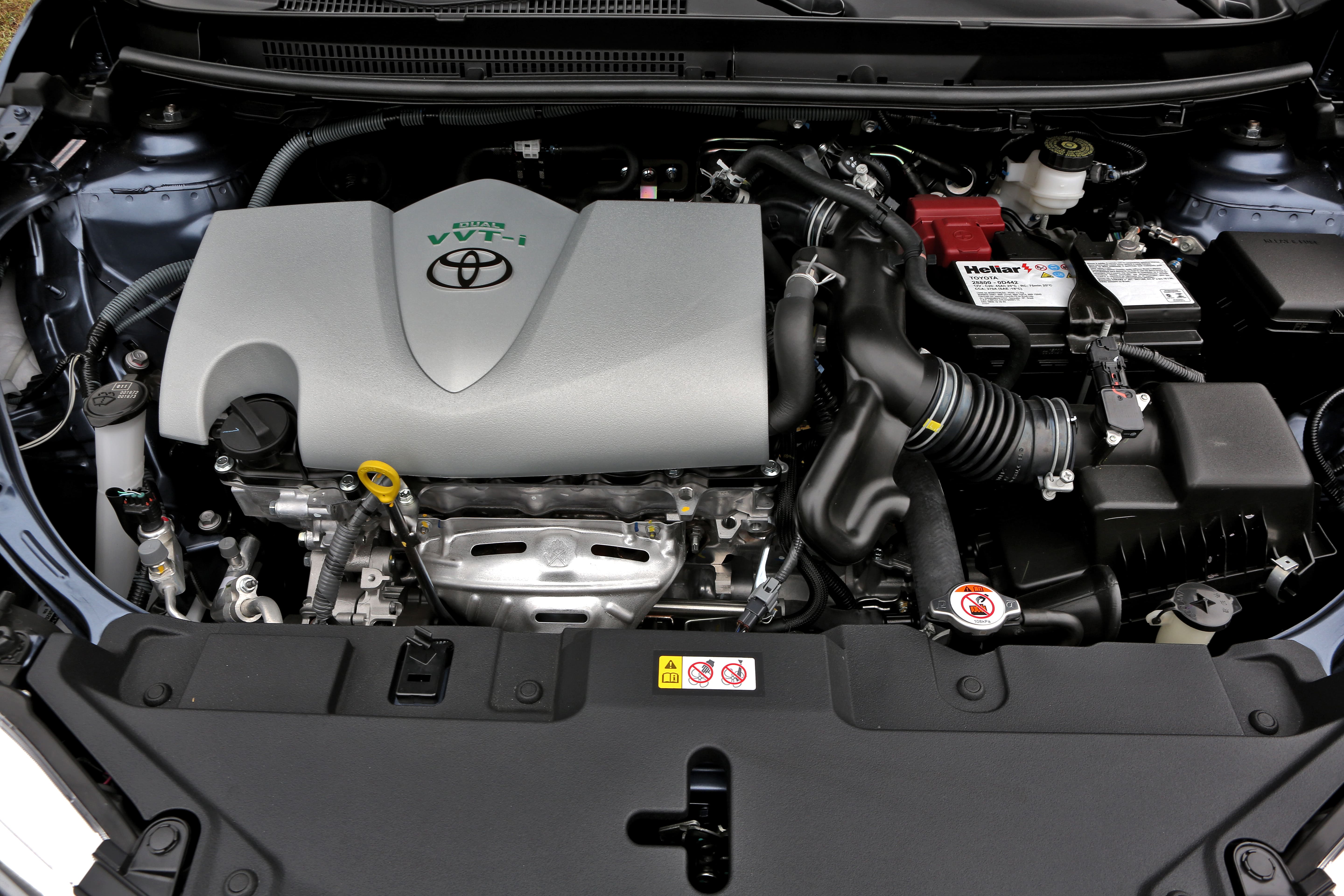 Toyota Yaris Sedan XLS CVT