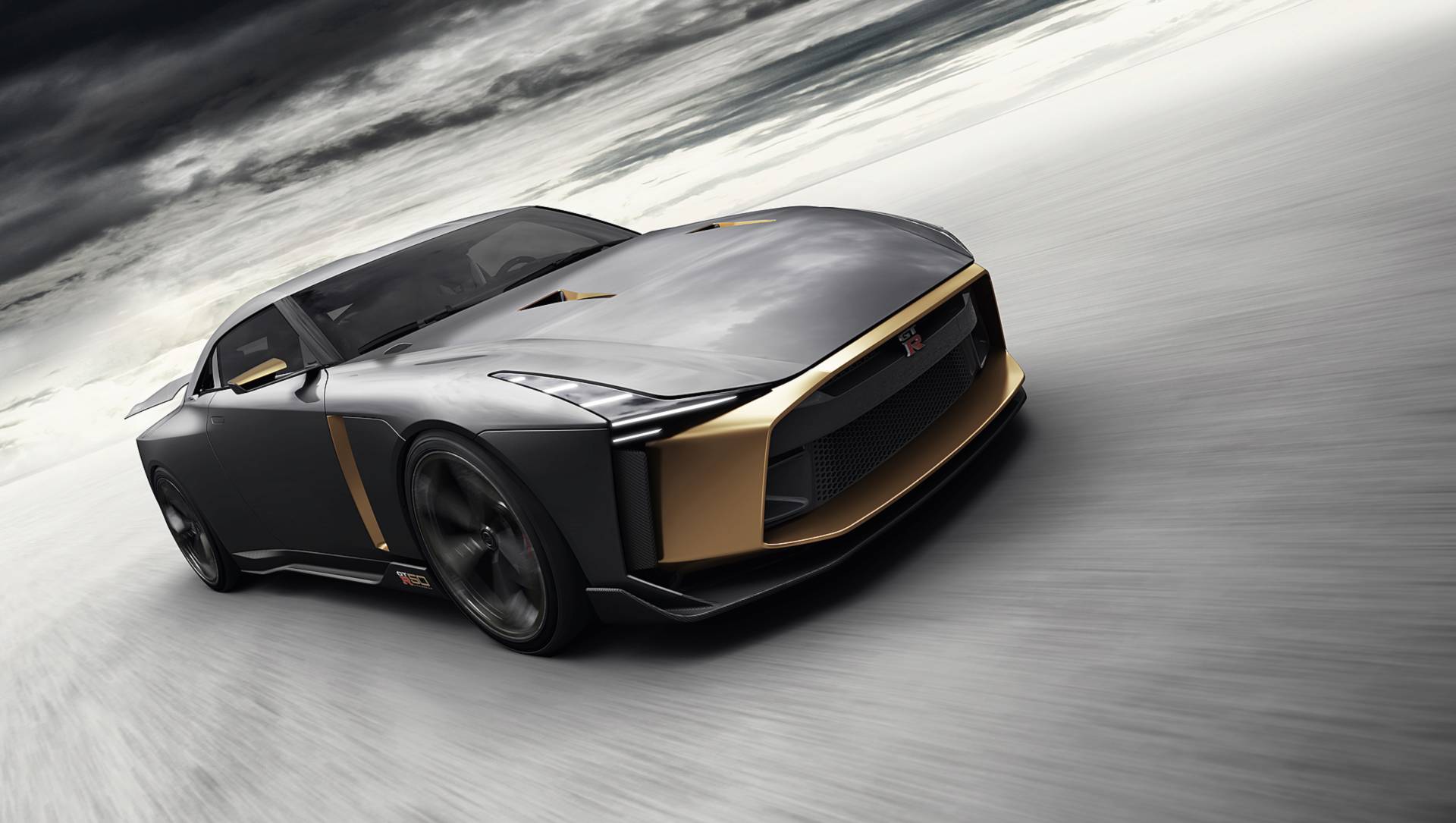 Nissan GT-R50 by Italdesign será fabricado de forma artesanal na Itália, com carroceria de fibra de carbono e preço de 900 mil euros cada