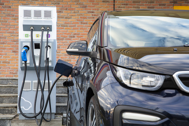 Bmw I3 Carregando
